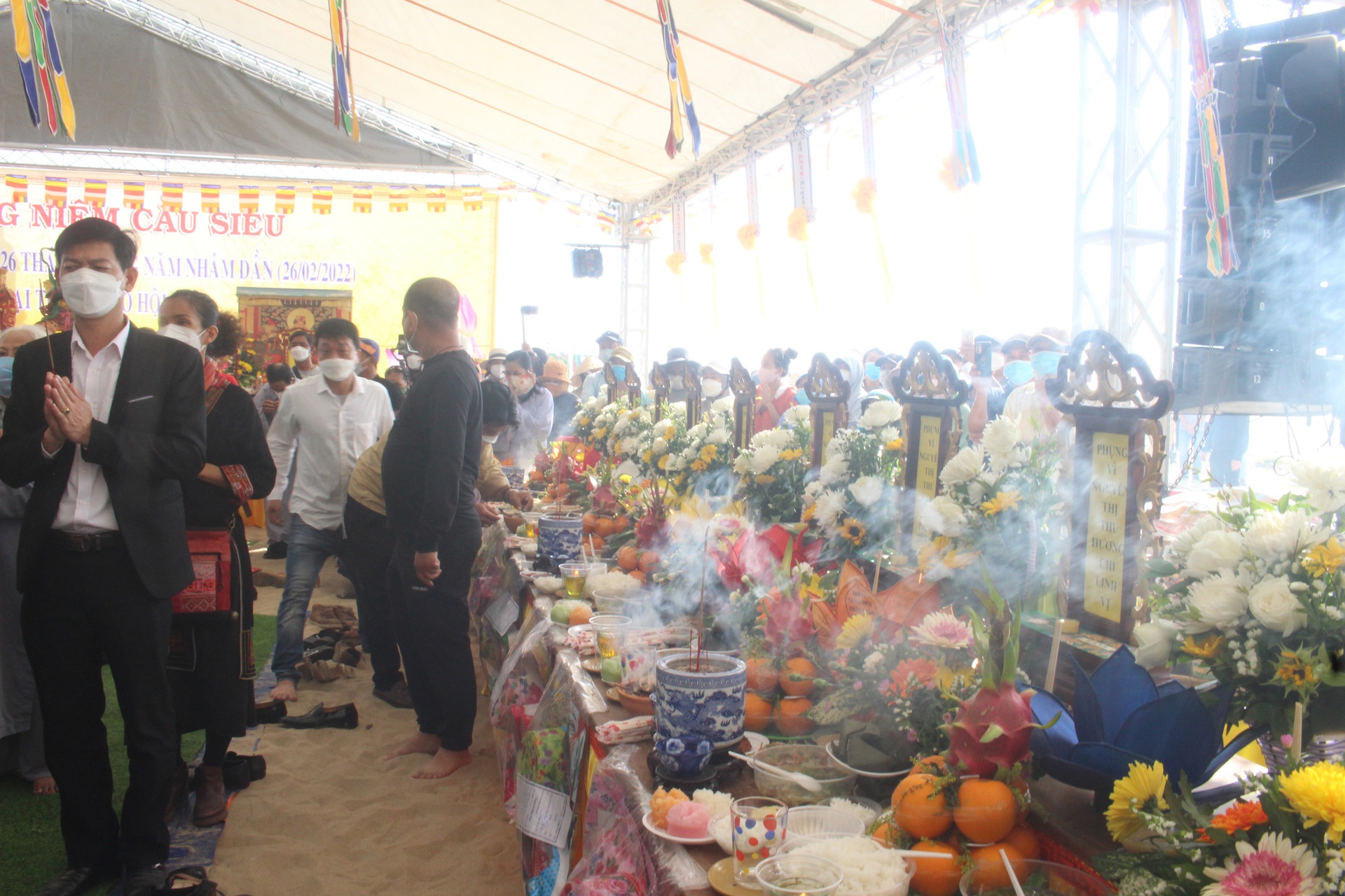 Vụ ch&igrave;m can&ocirc; 17 người chết ở Cửa Đại: Y&ecirc;u cầu thuyền trưởng kh&ocirc;ng đi khỏi nơi cư tr&uacute; - Ảnh 8.
