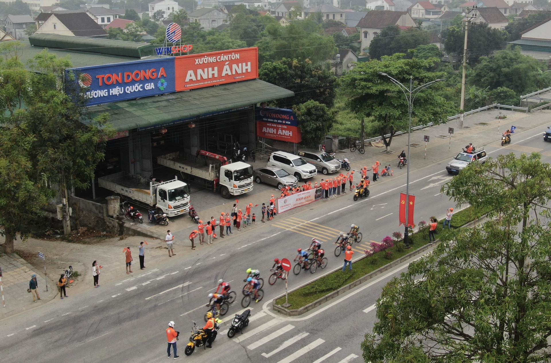 C&uacute;p Truyền h&igrave;nh TP HCM 2022: Thương binh Tấn Ho&agrave;i thắng chặng, &Aacute;o xanh đổi chủ - Ảnh 2.