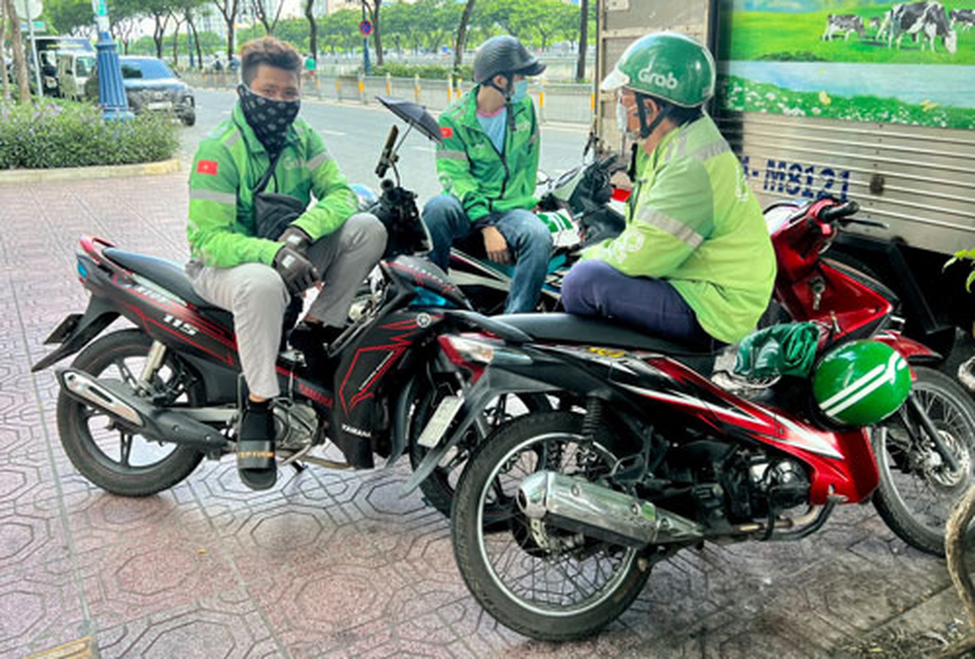 T&agrave;i xế xe c&ocirc;ng nghệ cần điểm tựa an sinh - Ảnh 1.
