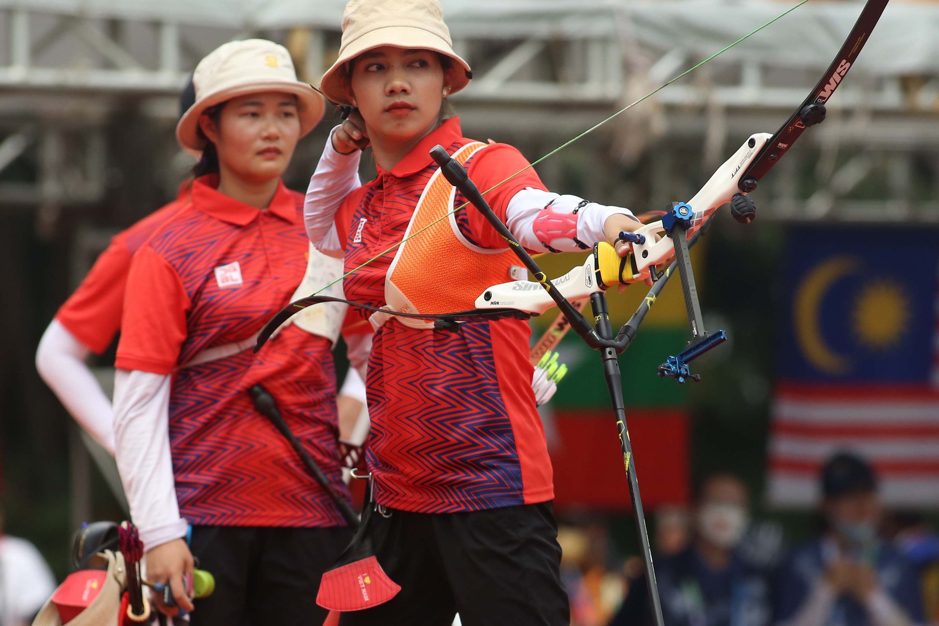 Người đẹp m&ocirc;n bắn cung &Aacute;nh Nguyệt c&ugrave;ng đồng đội mất huy chương v&agrave;ng trước tuyển Philippines - Ảnh 6.