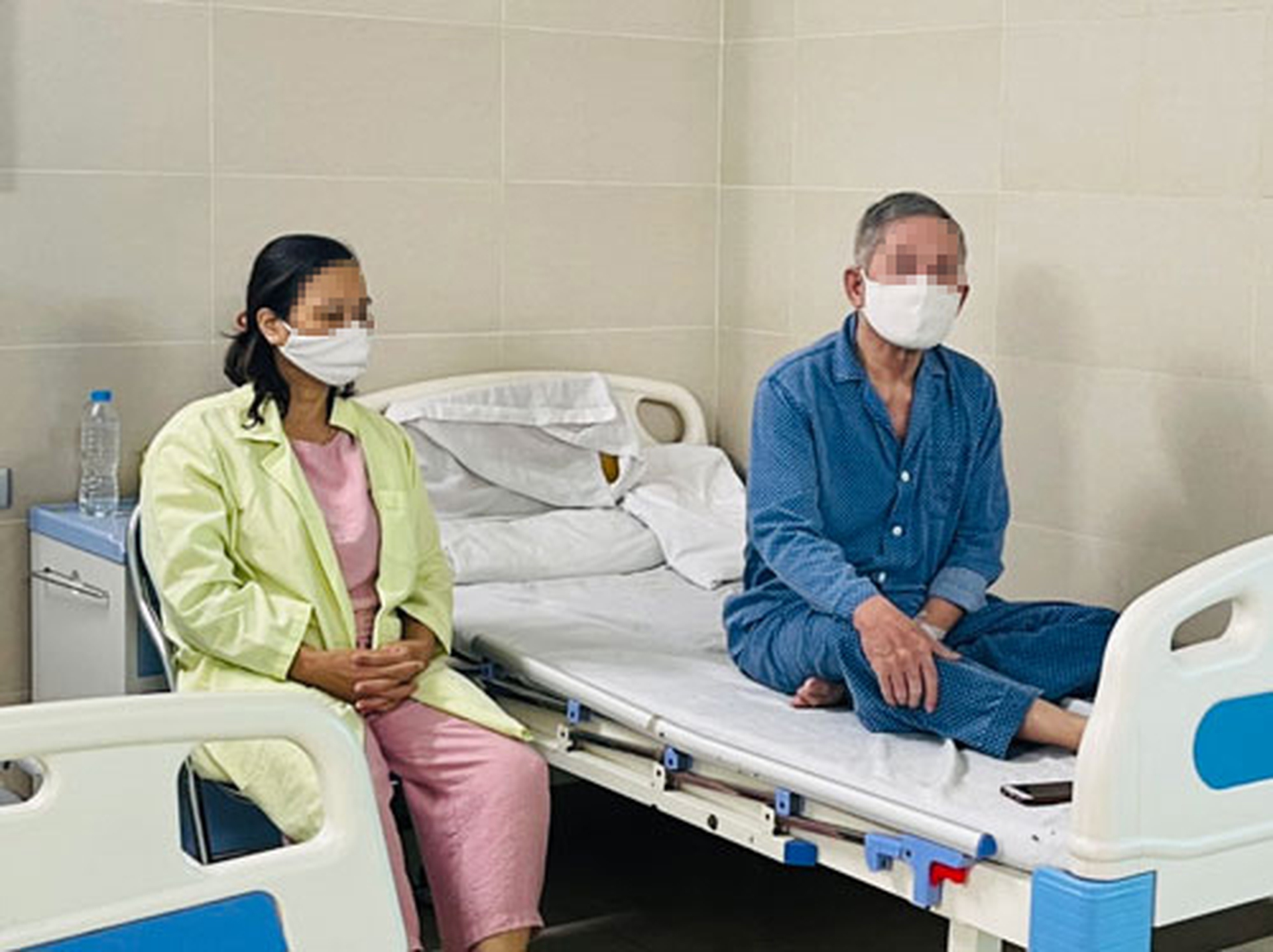 Ngăn chặn nguy cơ l&agrave;n s&oacute;ng dịch Covid-19 mới - Ảnh 1.