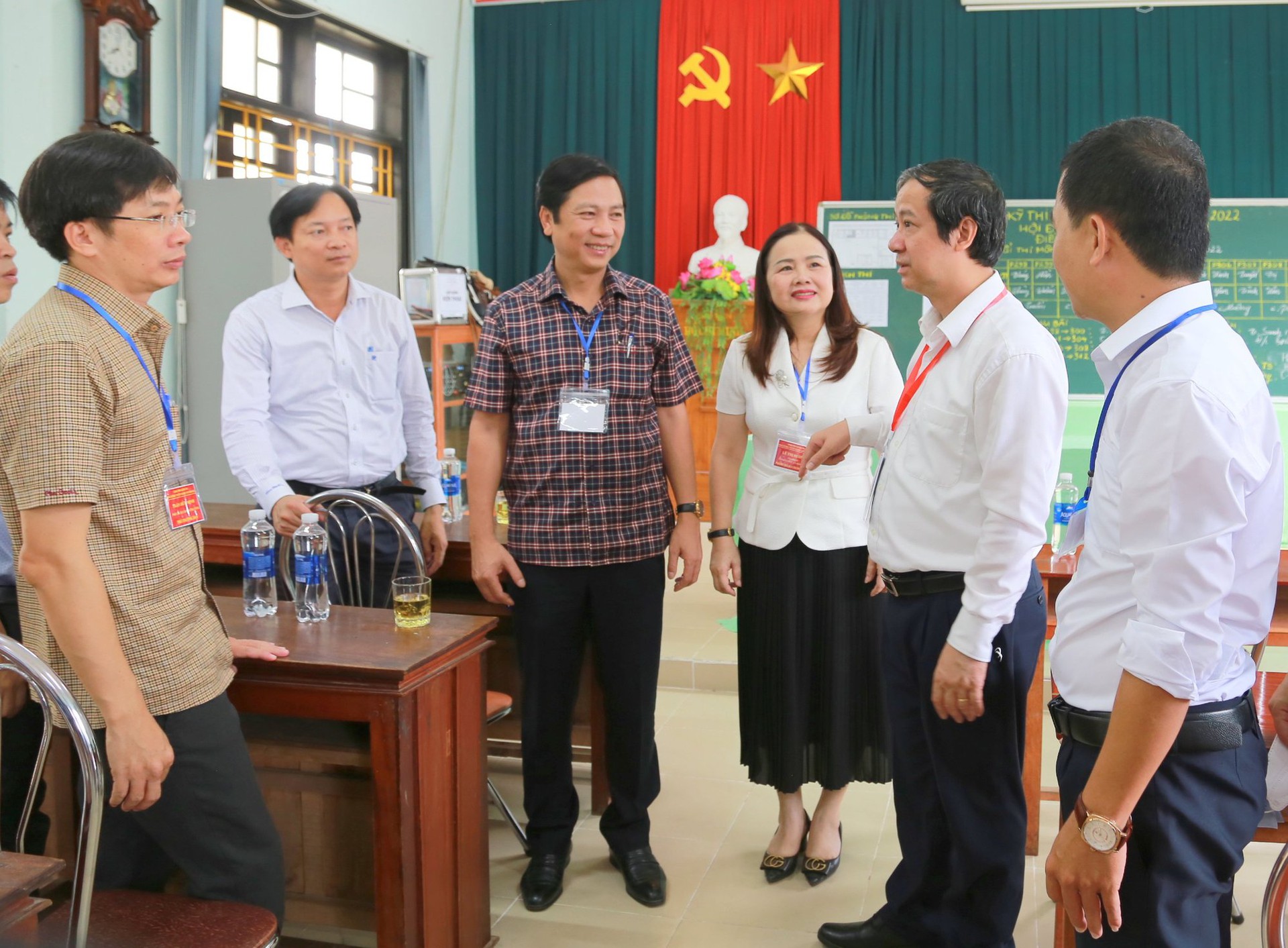 Bộ trưởng Nguyễn Kim Sơn kiểm tra c&ocirc;ng t&aacute;c thi tại Quảng Trị - Ảnh 1.