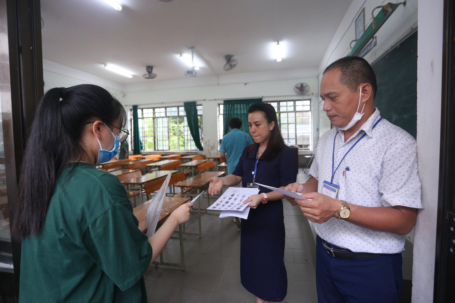Tại Đ&agrave; Nẵng - Ảnh 4.