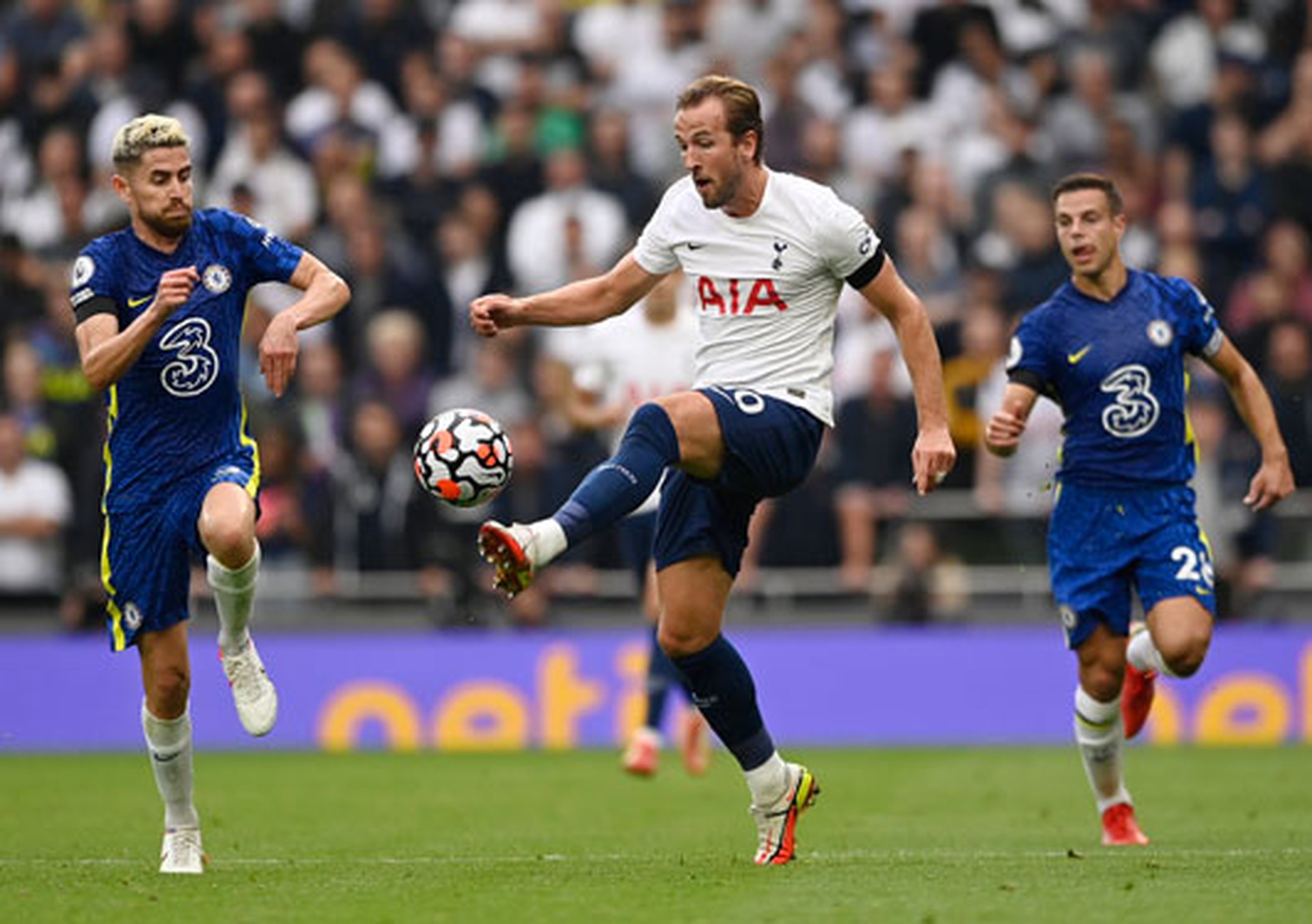 Chelsea - Tottenham: Kh&aacute;ch muốn lấn chủ - Ảnh 1.