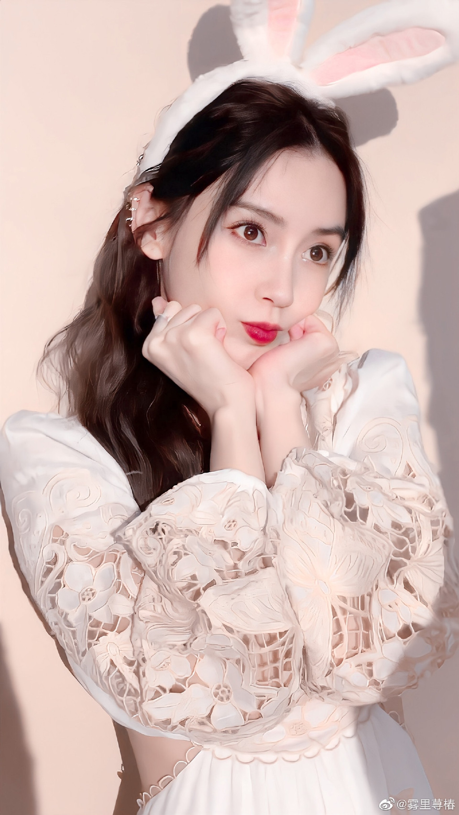 [eMagazine] Sao Hoa, H&agrave;n rộn r&atilde; đ&oacute;n Xu&acirc;n Qu&yacute; M&atilde;o - Ảnh 2.
