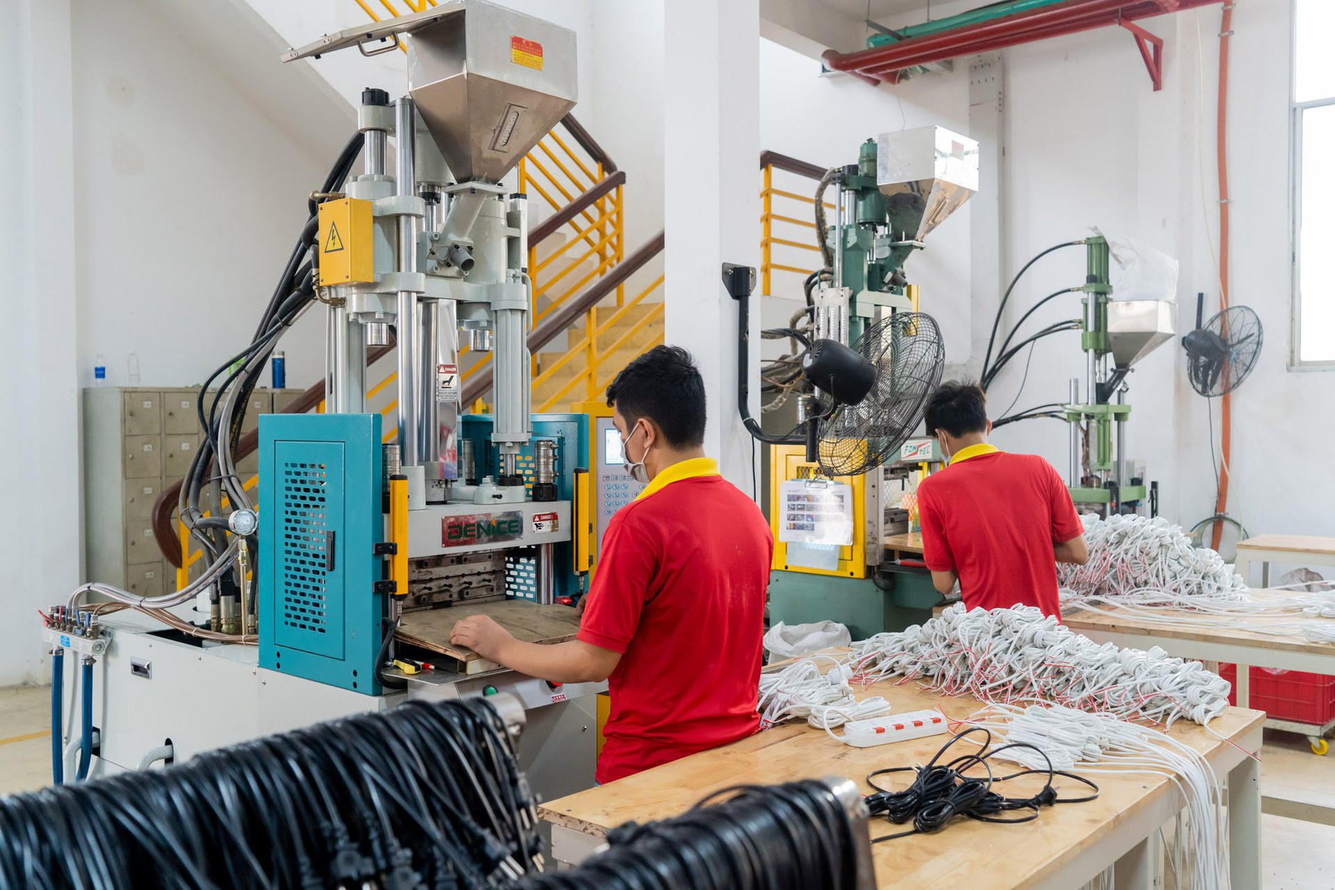 Thế giới biến động, Việt Nam g&acirc;y ngạc nhi&ecirc;n: Đừng &ldquo;nhăm nhăm&rdquo; dự b&aacute;o tốc độ tăng trưởng- Ảnh 8.