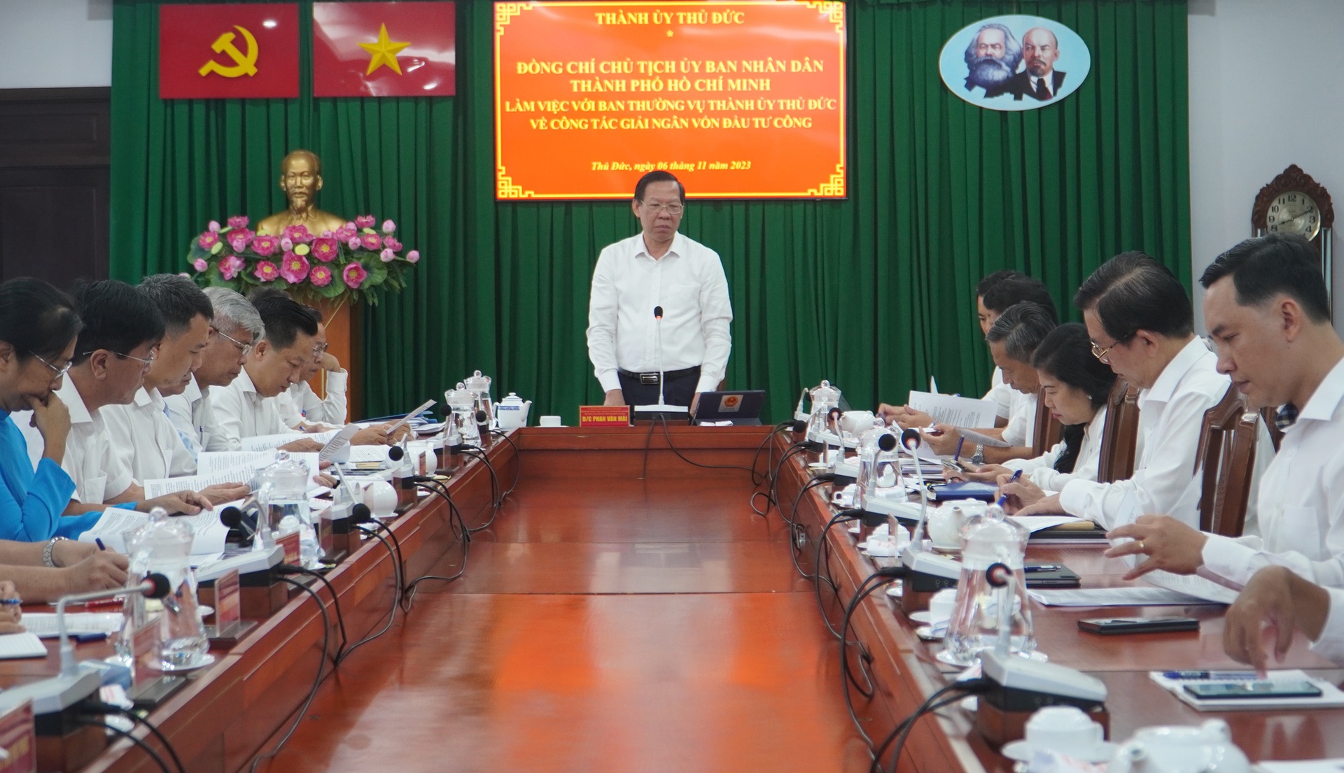 Ti&ecirc;n phong, về đ&iacute;ch sớm trong đầu tư c&ocirc;ng