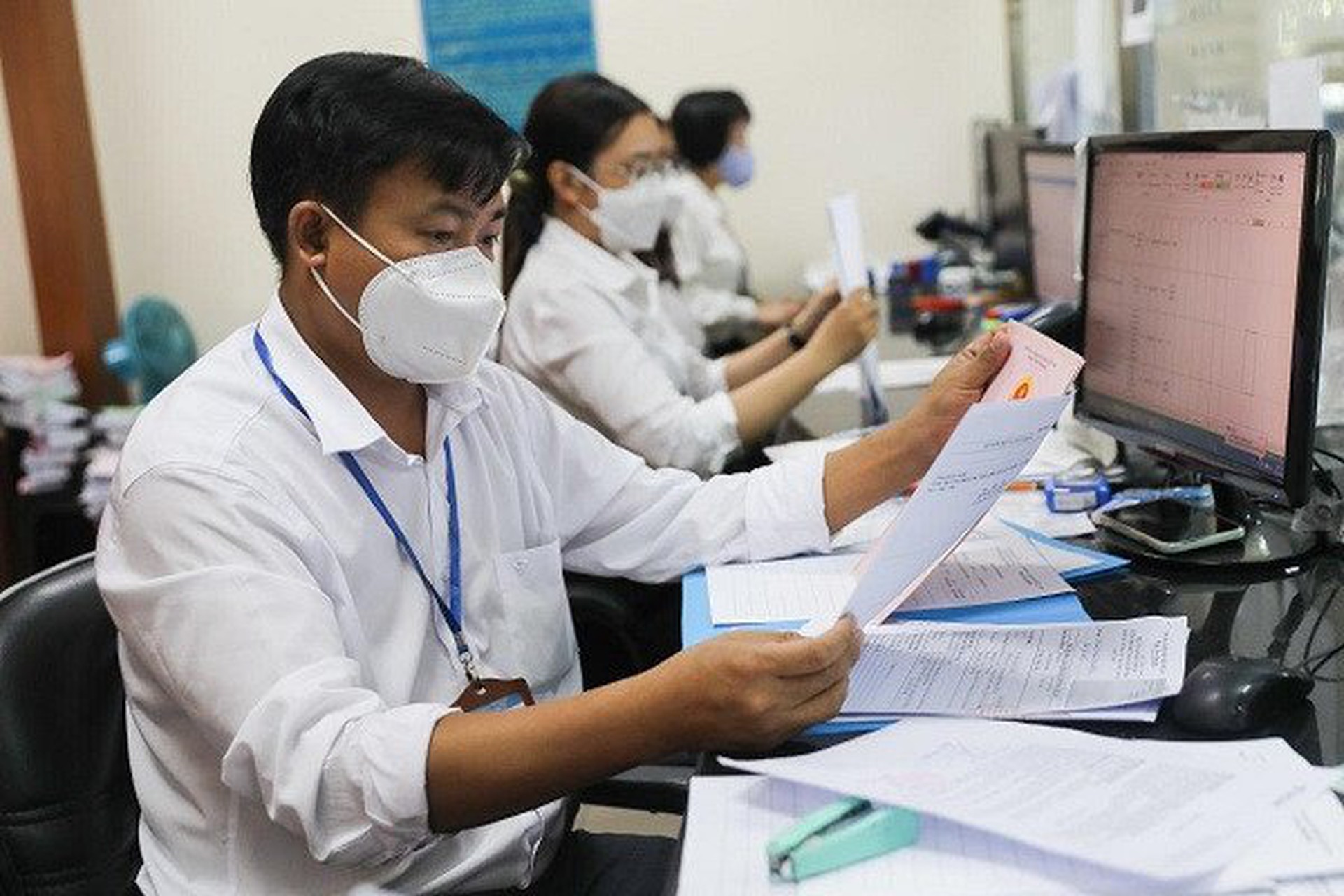 Hướng dẫn thực hiện chế độ tiền lương mới của vi&ecirc;n chức &aacute;p dụng từ 1-7-2024- Ảnh 1.