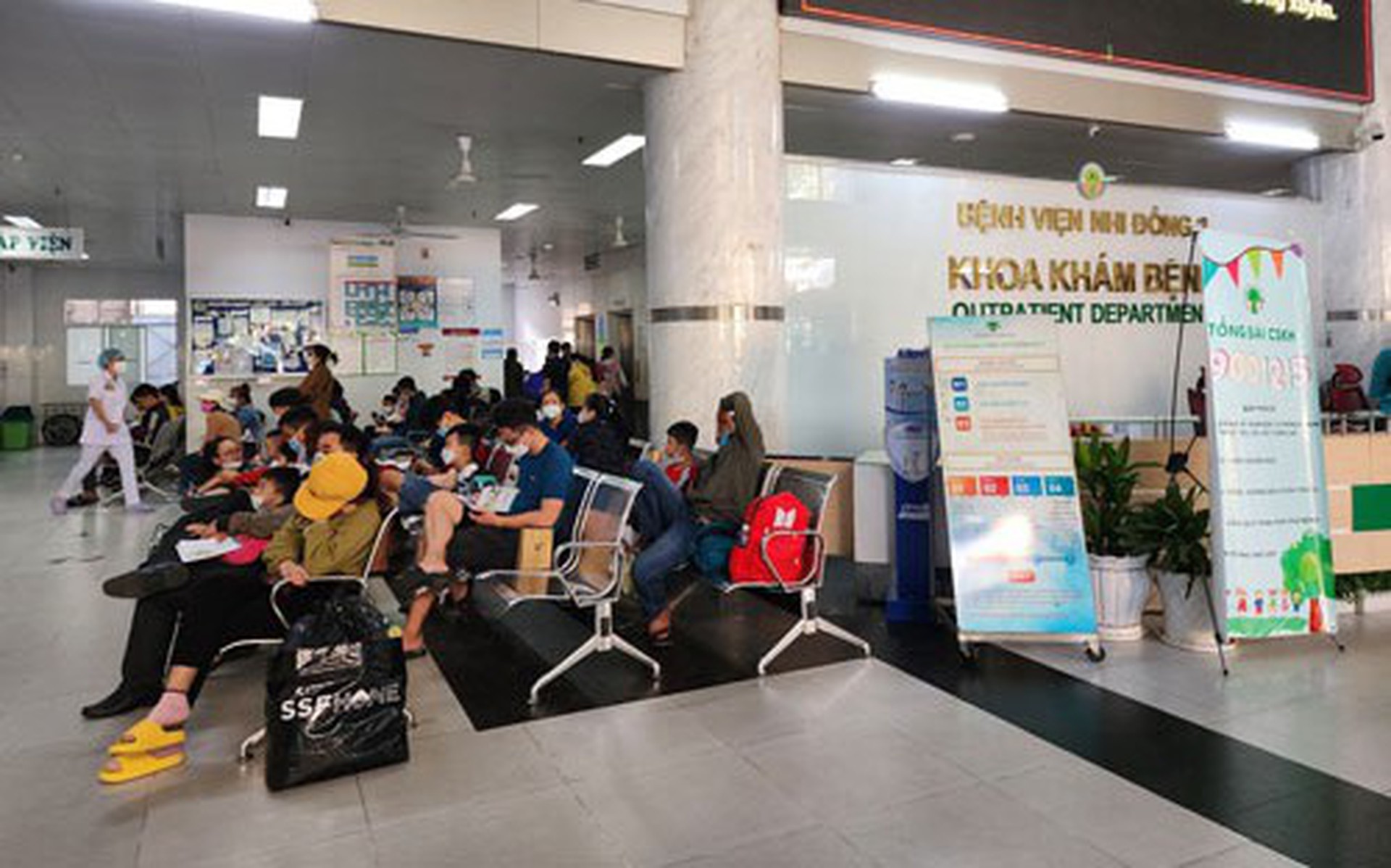 Cảnh b&aacute;o biến thể mới COVID-19