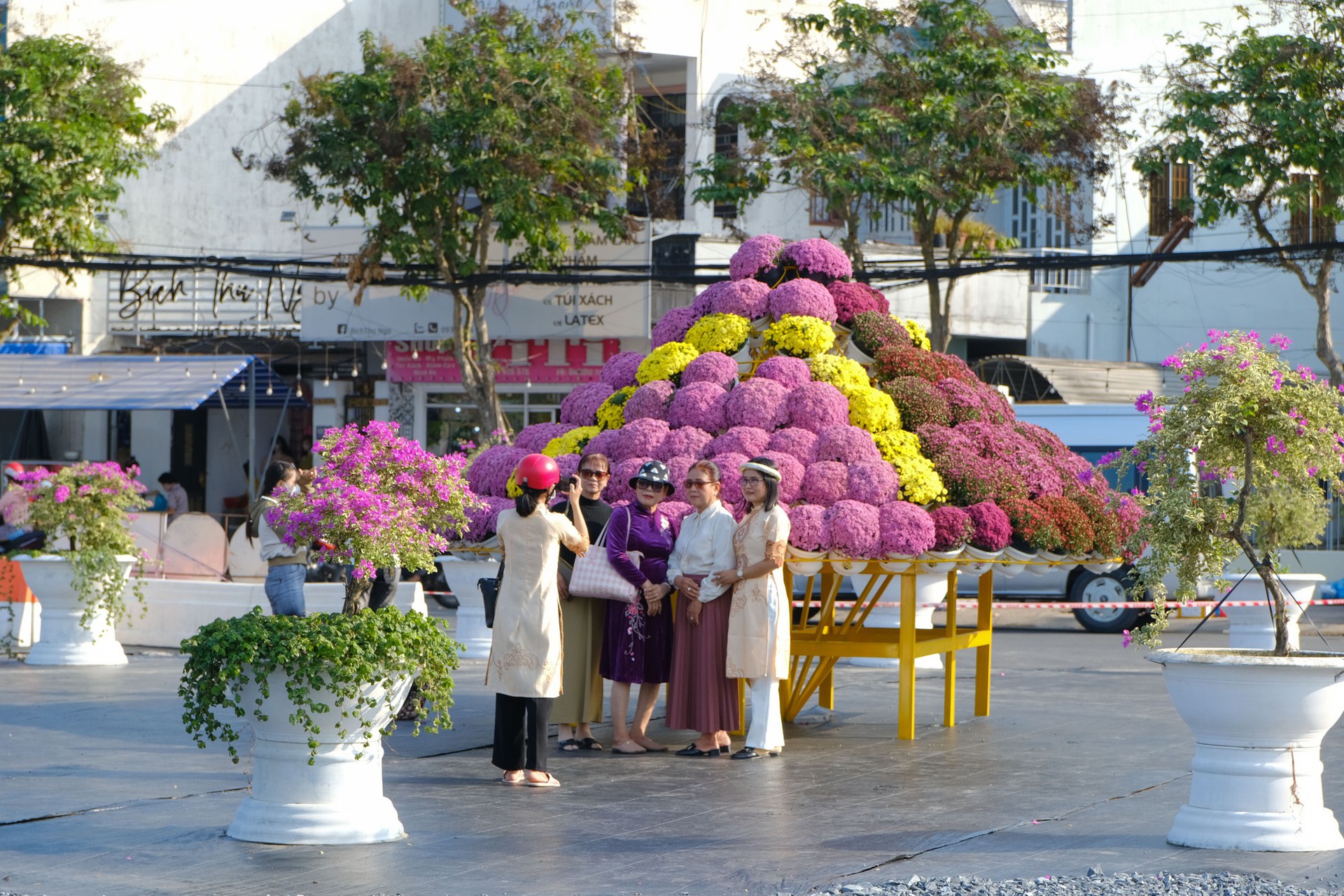 L&agrave;ng hoa Sa Đ&eacute;c tưng bừng sắc m&agrave;u - Ảnh 15.