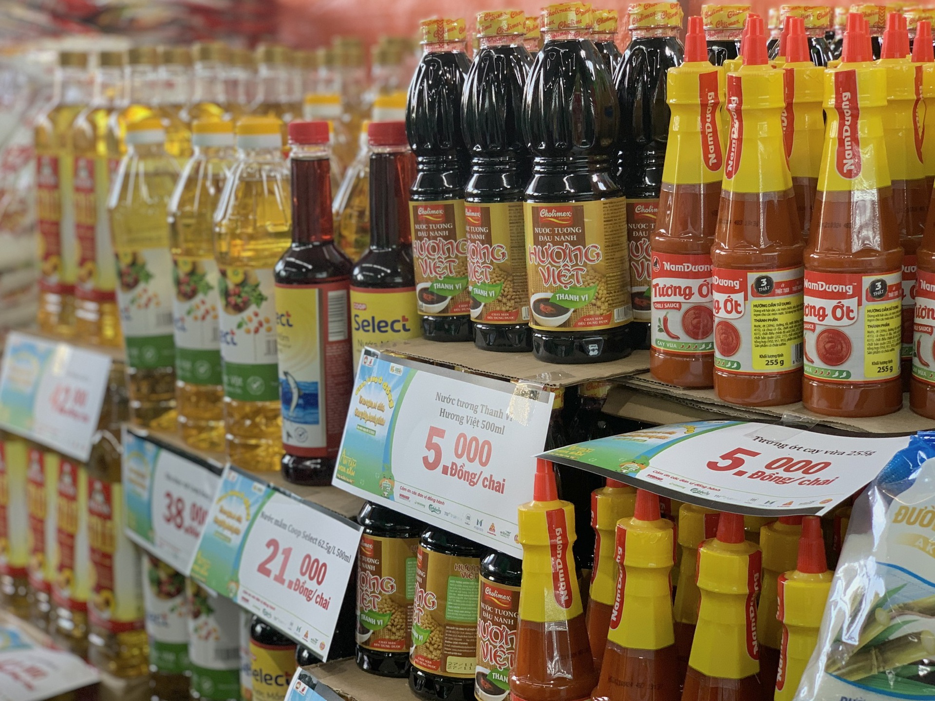 X&uacute;c động khi được đi si&ecirc;u thị, tự tay chọn mua đồ m&igrave;nh th&iacute;ch- Ảnh 3.