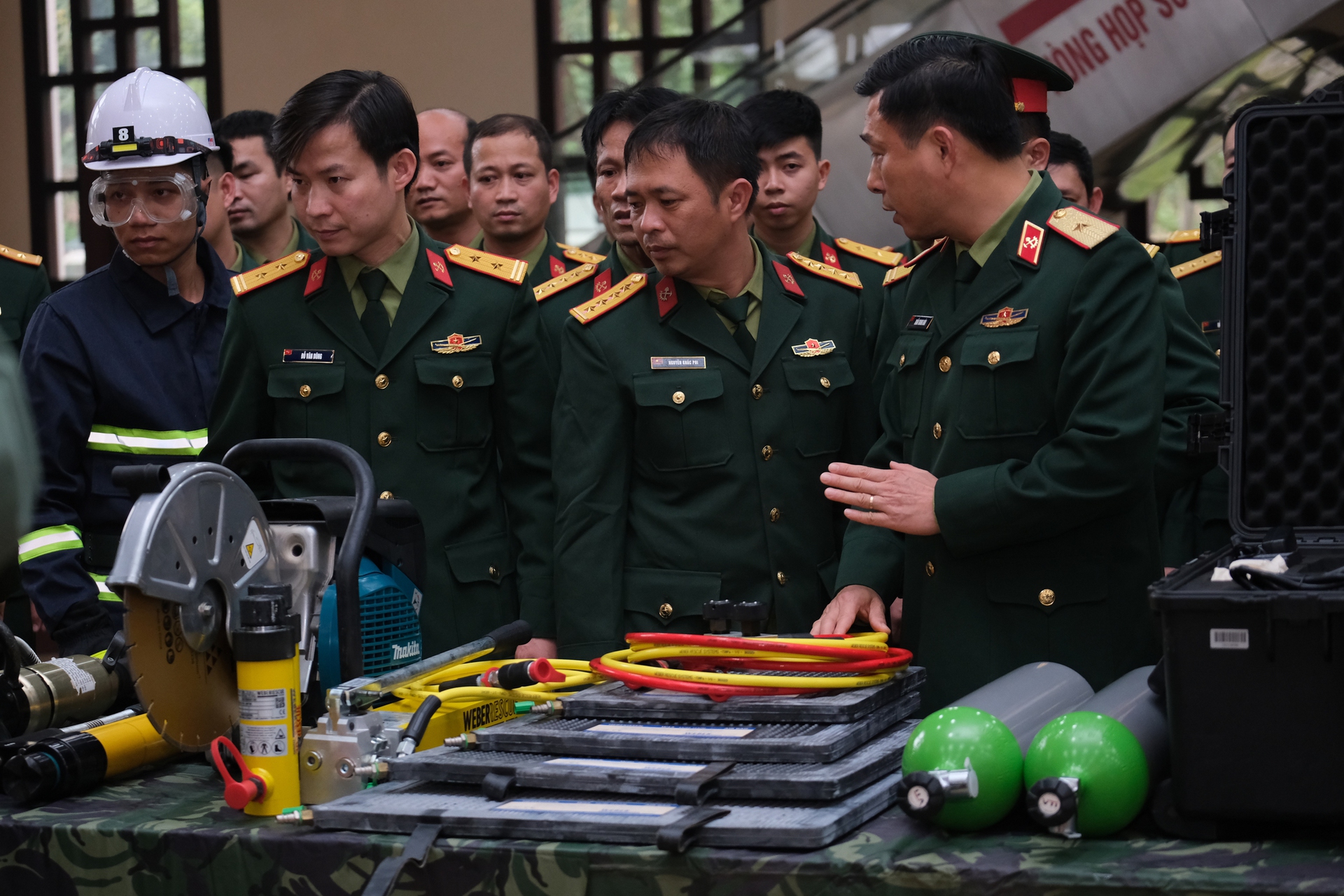 76 qu&acirc;n nh&acirc;n l&ecirc;n đường hỗ trợ, cứu trợ tại Thổ Nhĩ Kỳ - Ảnh 8.