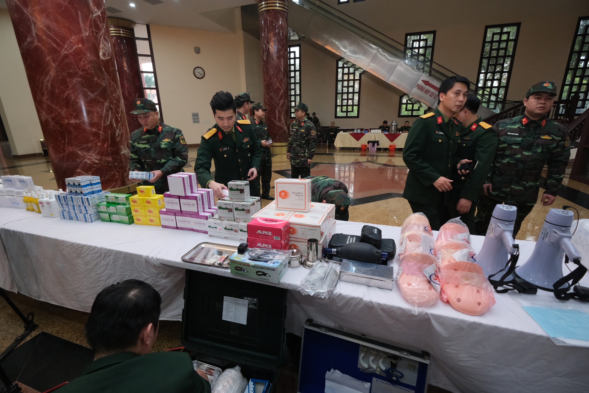 76 qu&acirc;n nh&acirc;n l&ecirc;n đường hỗ trợ, cứu trợ tại Thổ Nhĩ Kỳ - Ảnh 7.