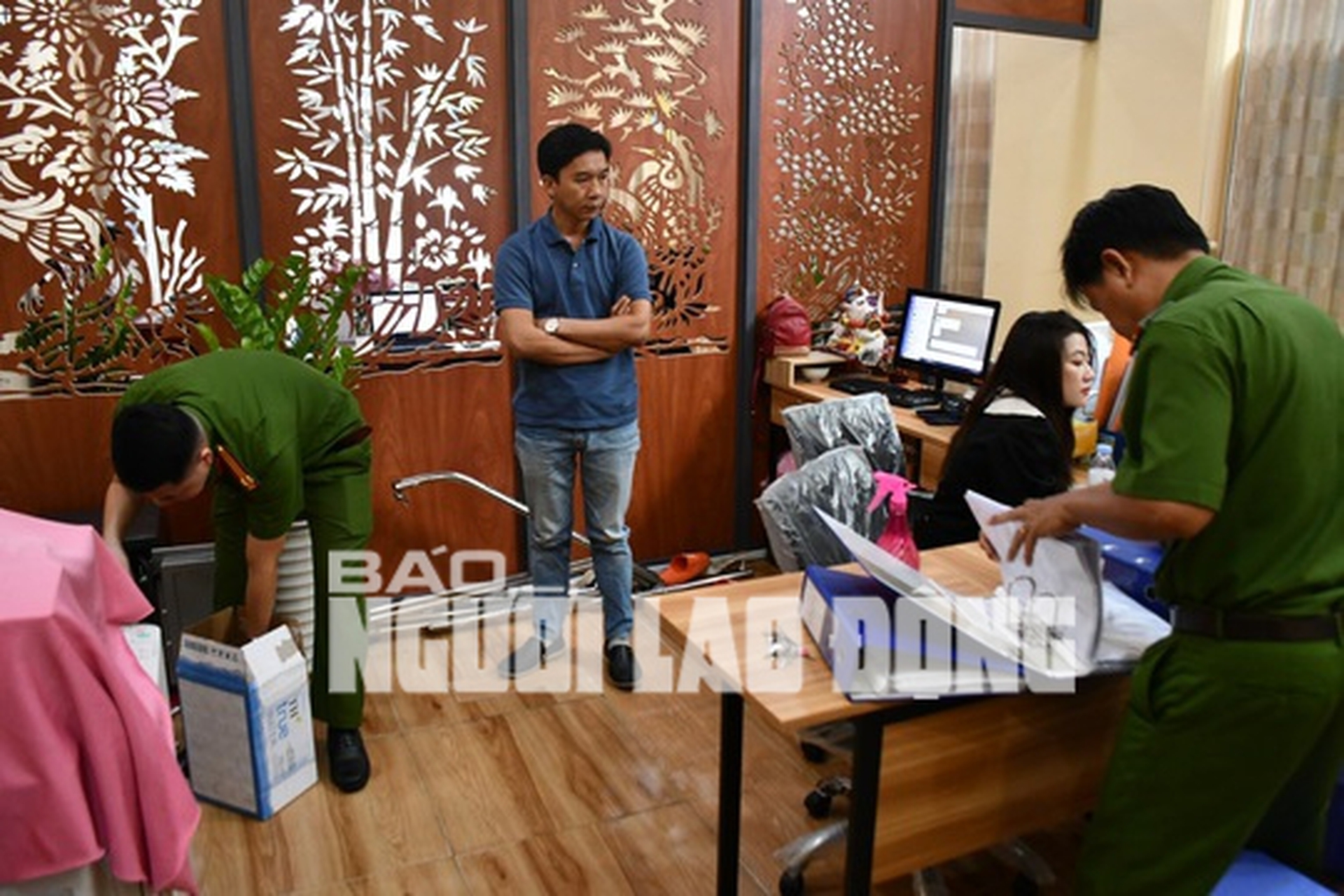 Vụ đột k&iacute;ch C&ocirc;ng ty Luật TNHH Ph&aacute;p Việt: H&agrave;ng ng&agrave;n nạn nh&acirc;n bị dọa giết vợ, con - Ảnh 9.