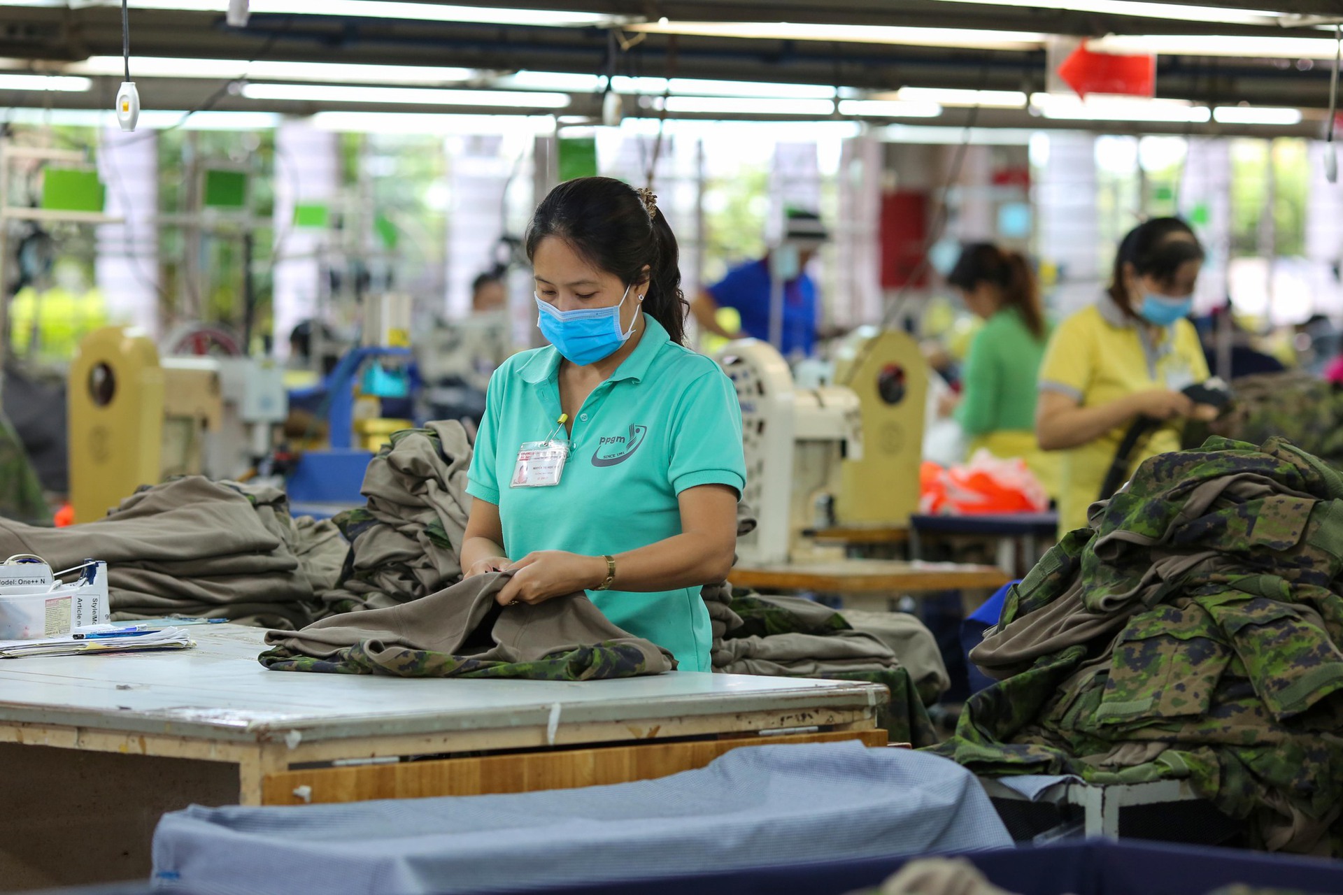 Thế giới biến động, Việt Nam g&acirc;y ngạc nhi&ecirc;n: Tận dụng 