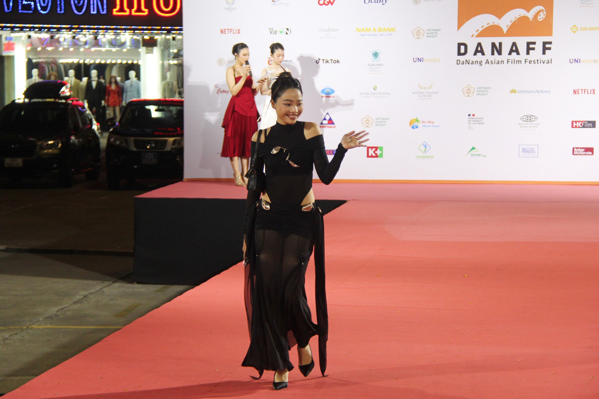 Diễn vi&ecirc;n Nh&agrave; b&agrave; Nữ, Bố Gi&agrave; tham dự Li&ecirc;n hoan phim DANAFF I - Ảnh 7.