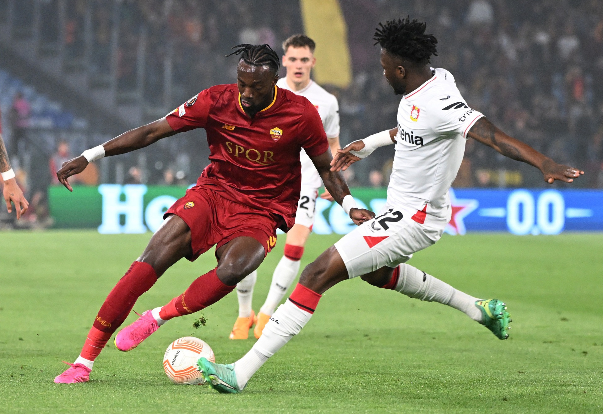Mourinho mang điềm l&agrave;nh cho AS Roma ở chung kết Europa League - Ảnh 6.
