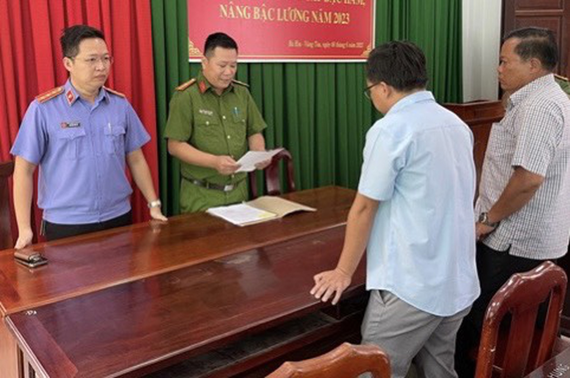 Khởi tố th&ecirc;m 13 bị can vụ đưa v&agrave; nhận hối lộ tại Thanh tra Giao th&ocirc;ng tỉnh B&agrave; Rịa - Vũng T&agrave;u - Ảnh 1.