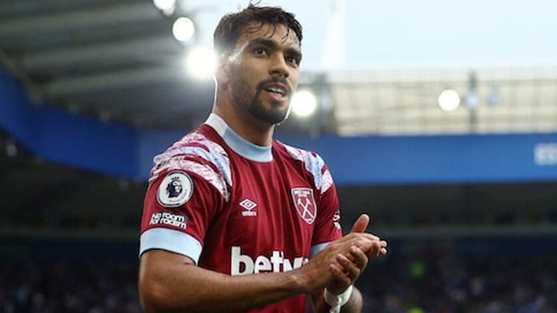 Sao Brazil bị loại khỏi đội tuyển quốc gia, mất cơ hội đến Man City do nghi &aacute;n c&aacute; cược