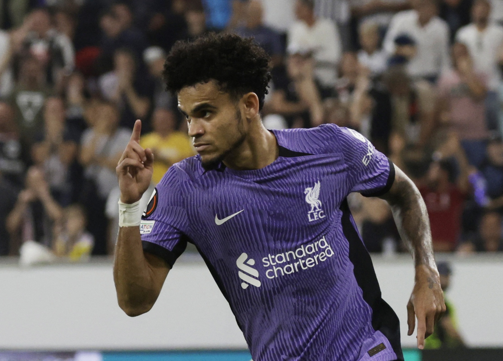 Liverpool ngược d&ograve;ng đất &Aacute;o, thắng tưng bừng chủ nh&agrave; LASK Linz - Ảnh 6.