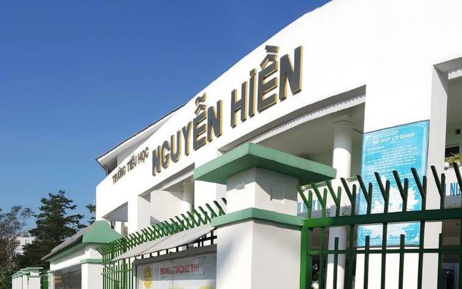 Vụ nghỉ học bất thường ở Trường Tiểu học Nguyễn Hiền: Nhiều em đ&atilde; đi học trở lại
