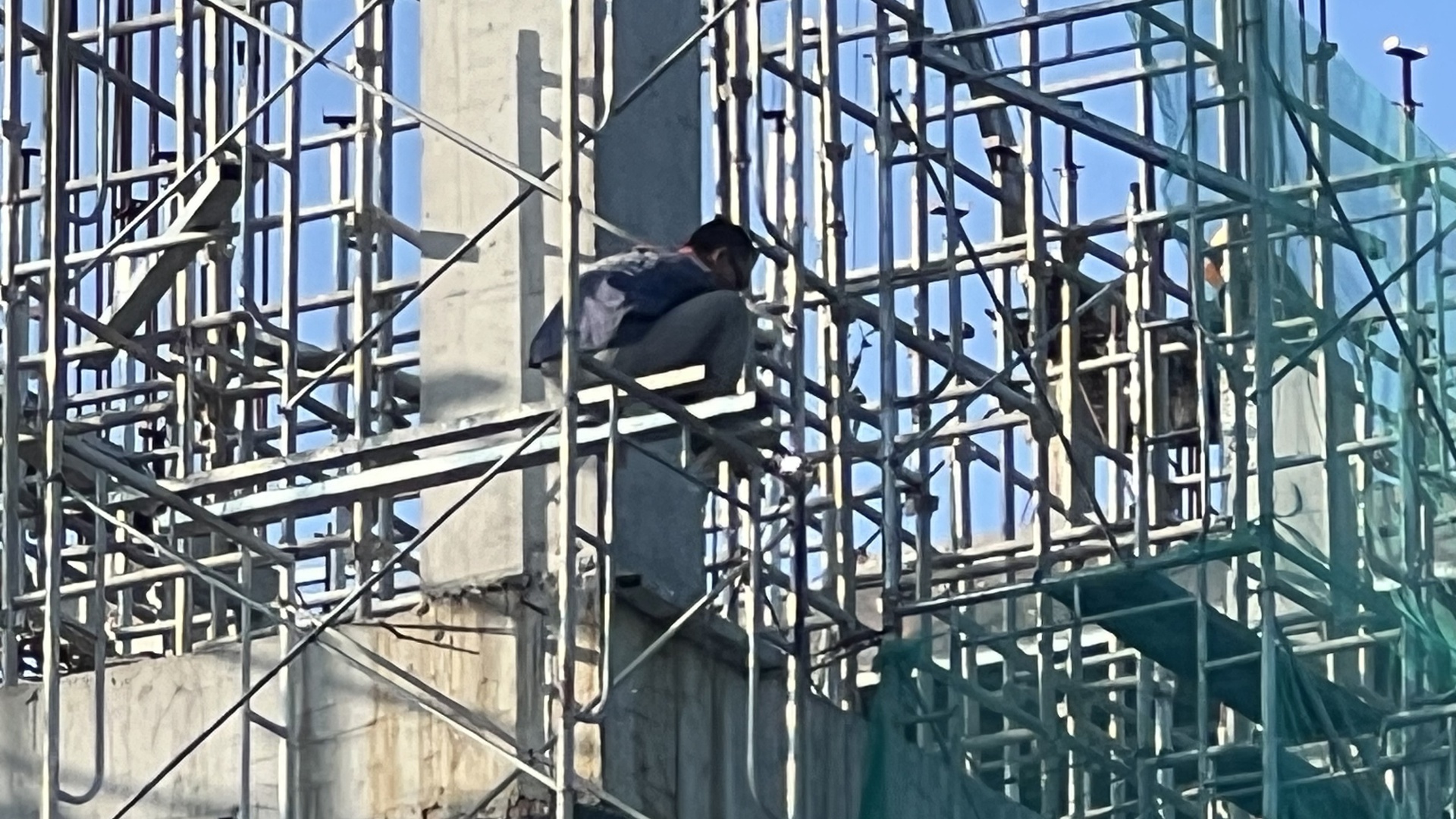 Chủ đầu tư chỉ đạo "n&oacute;ng" nh&agrave; thầu lơ l&agrave; c&ocirc;ng t&aacute;c an to&agrave;n lao động- Ảnh 10.