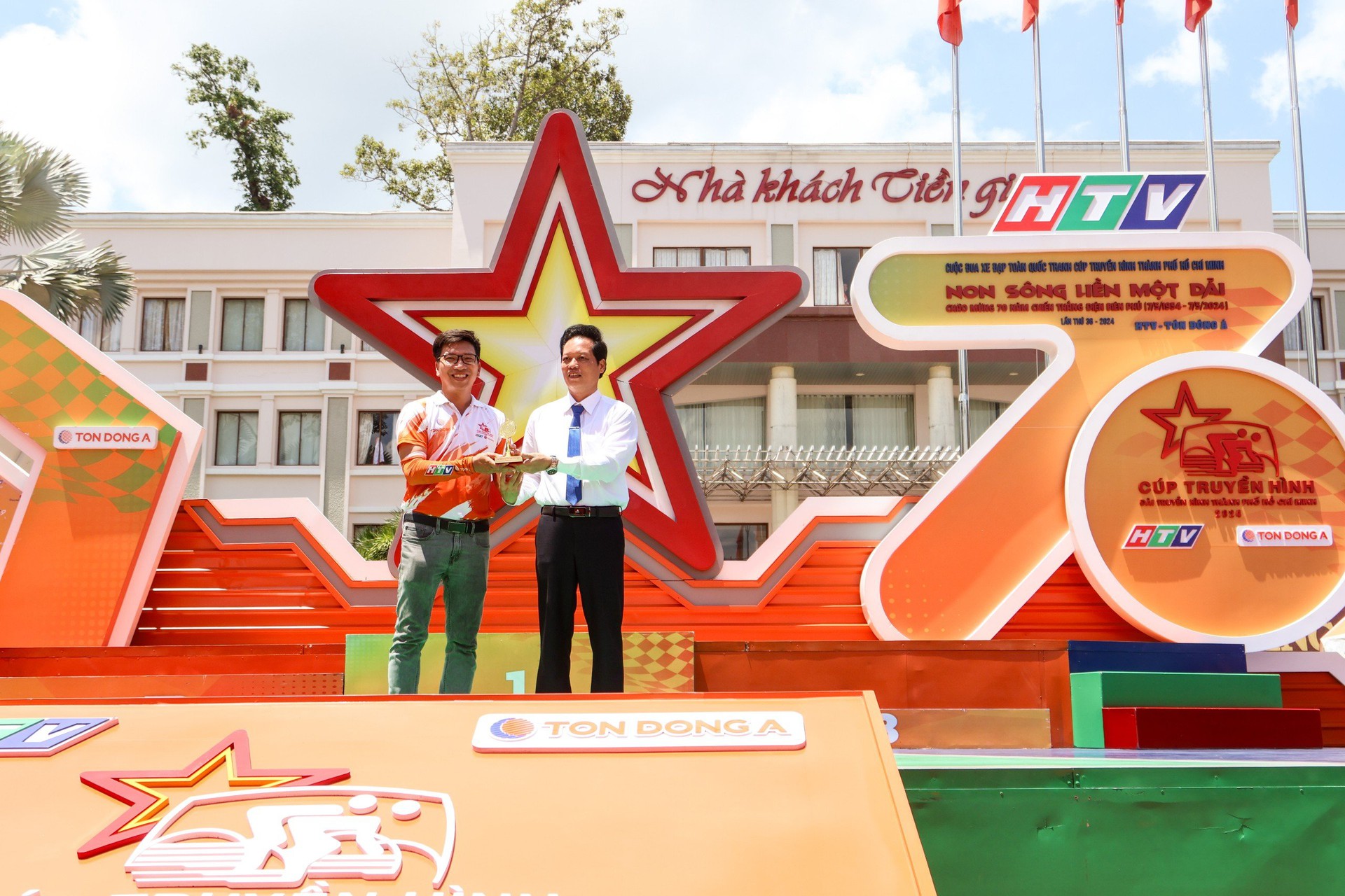 Nỗ lực bất th&agrave;nh của Tr&uacute;c Xinh- Ảnh 10.