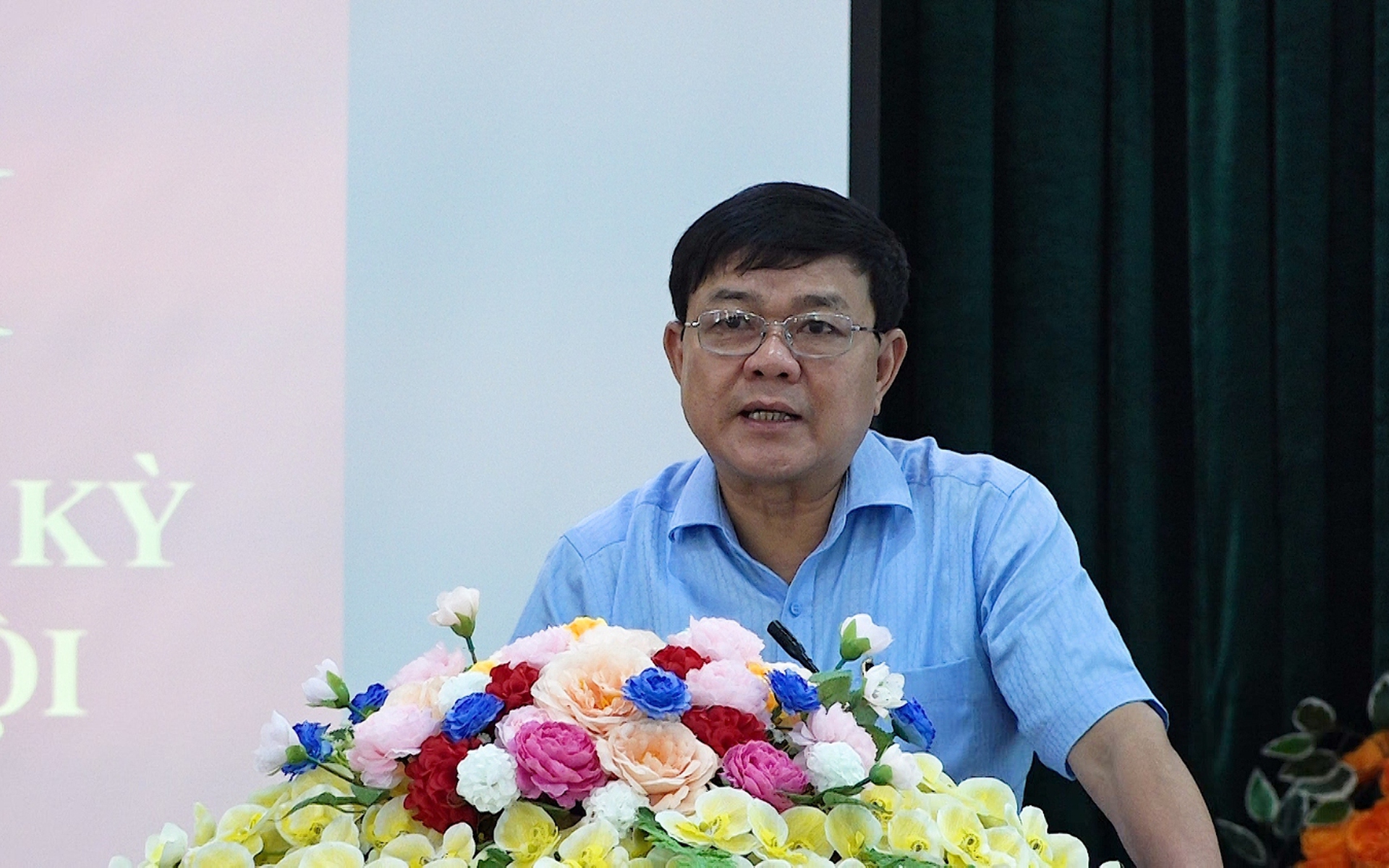 Quảng B&igrave;nh: Chủ tịch thị x&atilde; Ba Đồn bất ngờ xin nghỉ hưu trước tuổi