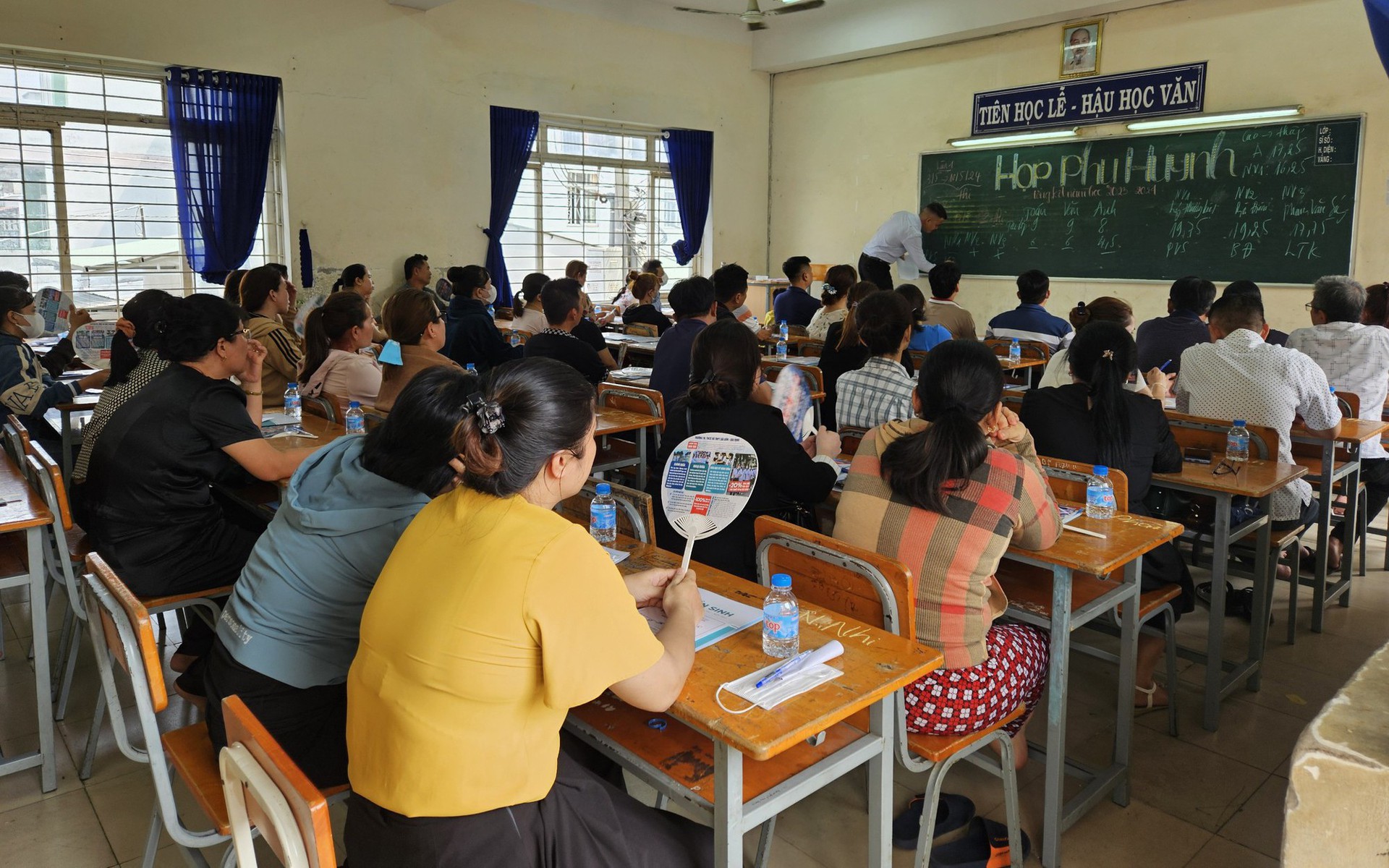 Giải tỏa &aacute;p lực thi tuyển sinh lớp 10 bằng việc chọn trường nghề cho con