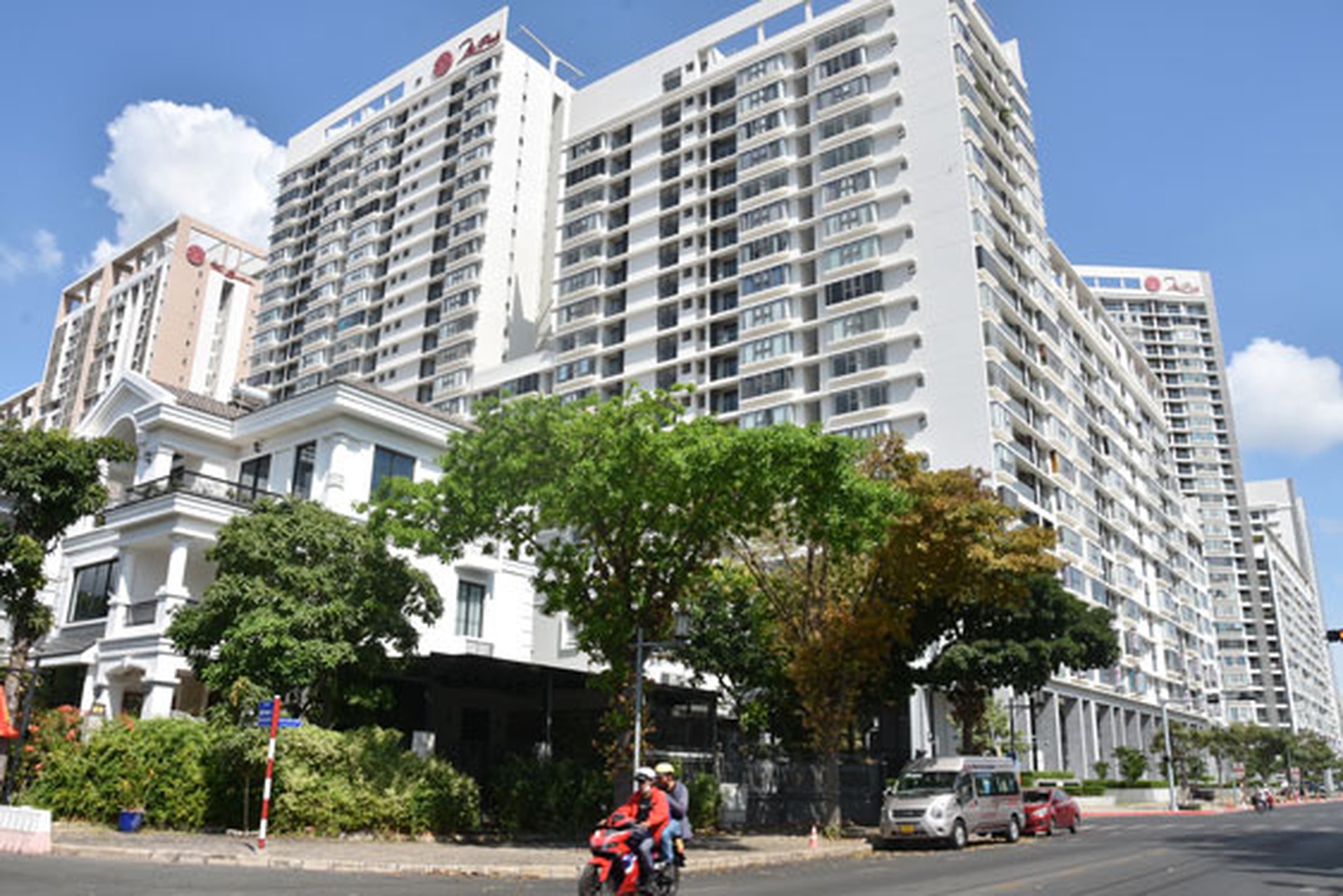 Nhiều người vay mua nh&agrave; phản &aacute;nh bị &ldquo;l&agrave;m kh&oacute;&rdquo; khi muốn trả nợ trước hạn Ảnh: TẤN THẠNH