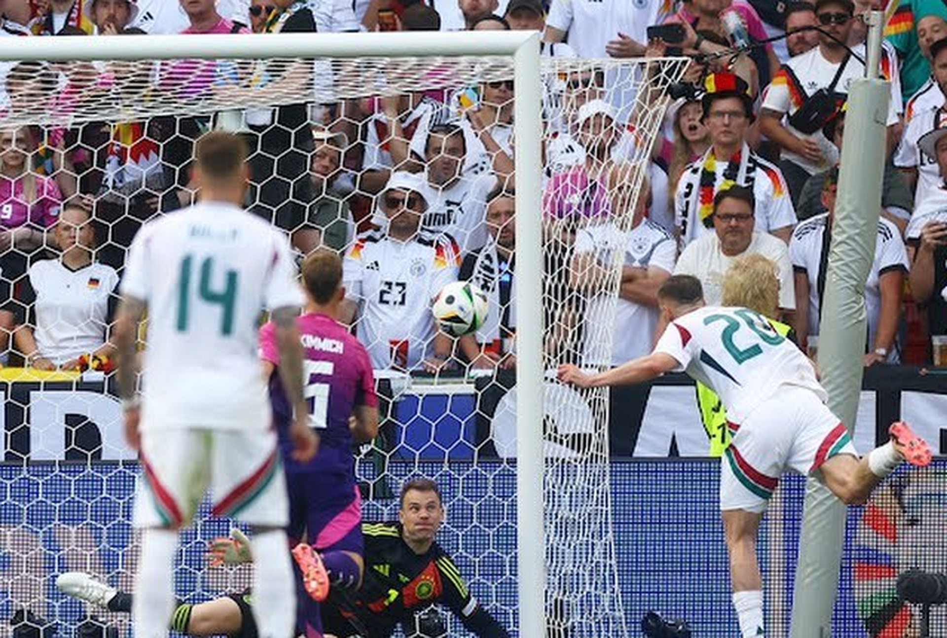 Đ&aacute;nh bại Hungary, tuyển Đức xuất sắc vượt v&ograve;ng bảng Euro 2024- Ảnh 4.