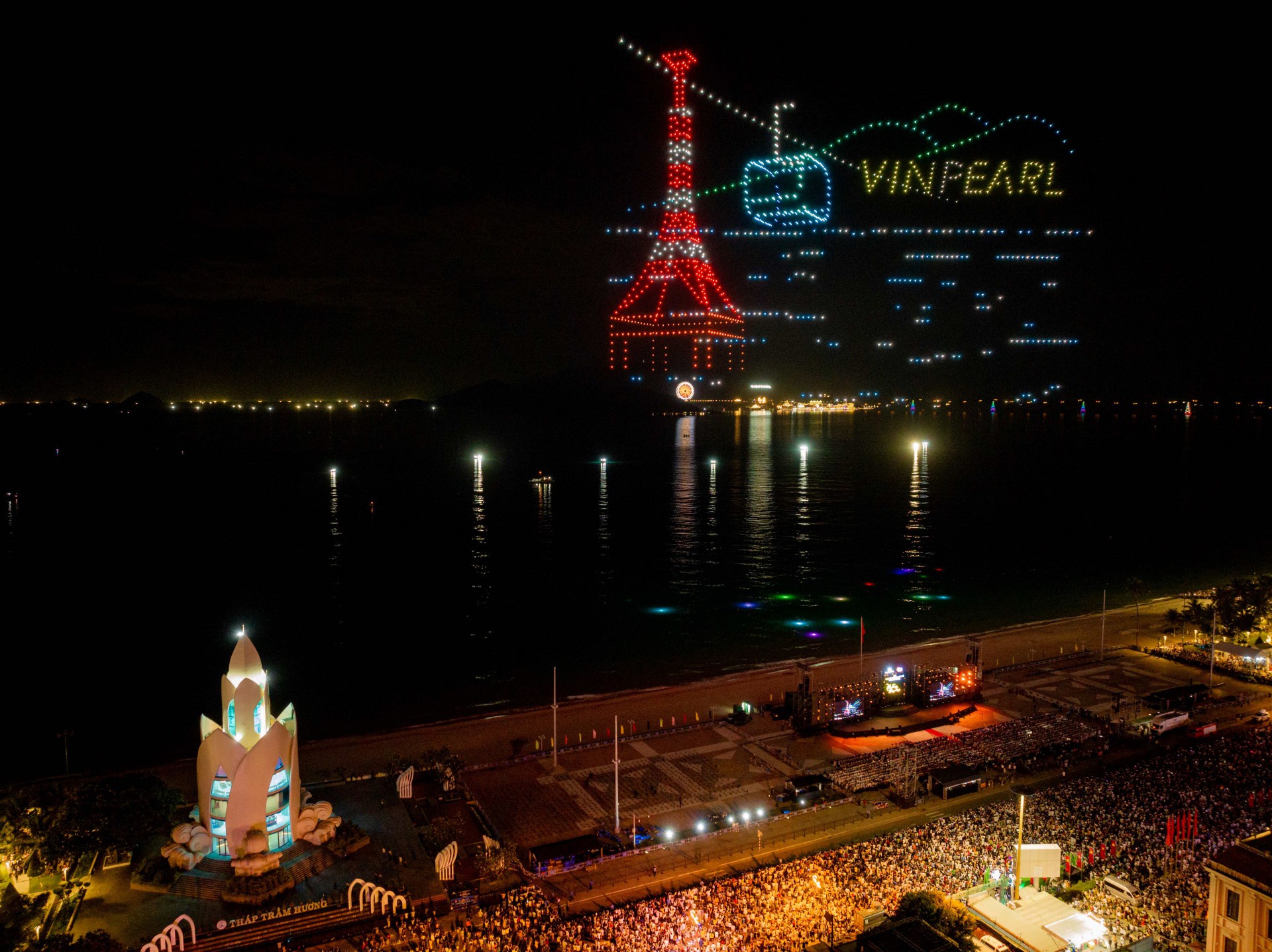 Thi drone giữa Ph&aacute;p v&agrave; UAE sẽ tiếp tục ở Vinpearl Nha Trang- Ảnh 1.