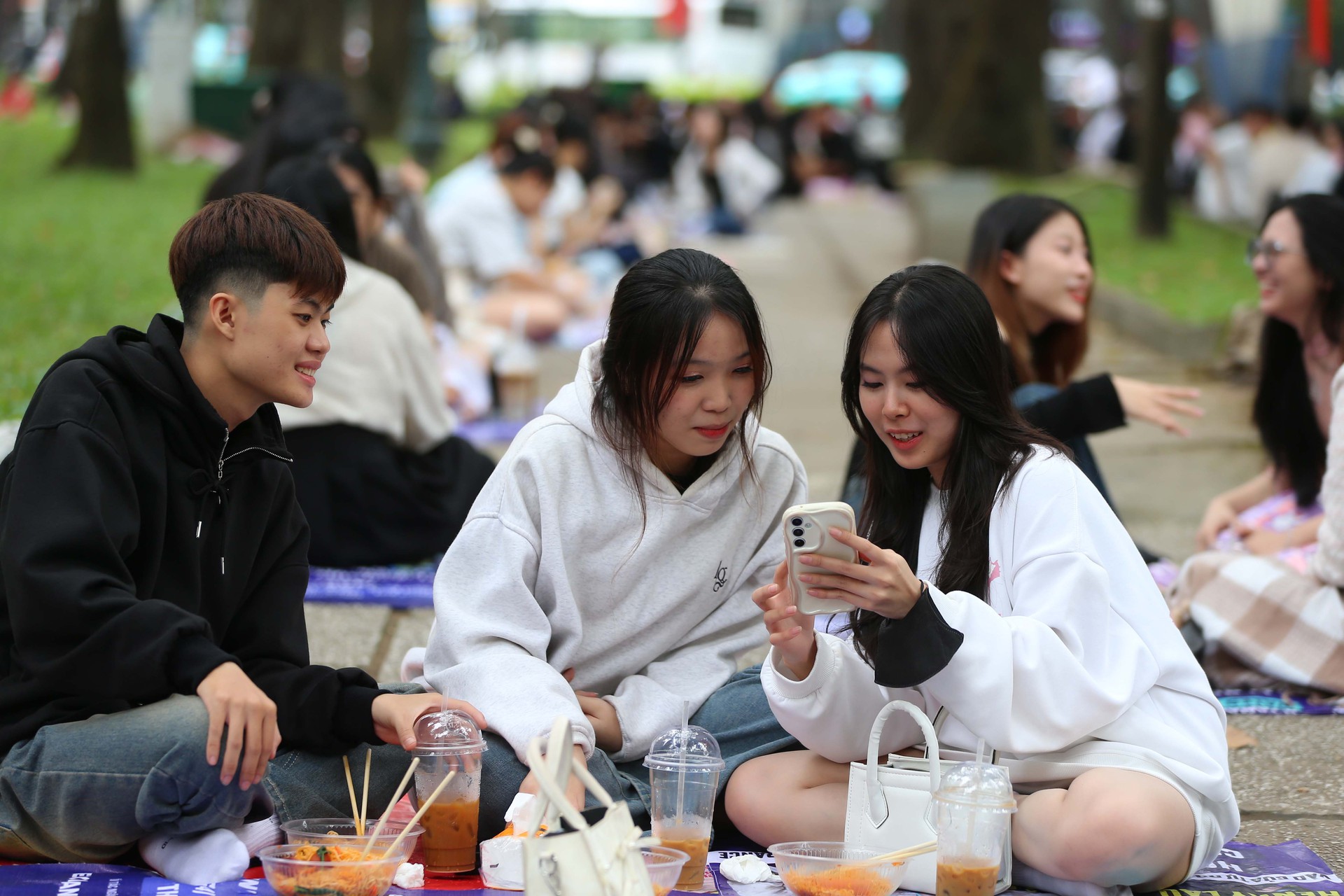TP HCM rộn r&agrave;ng ng&agrave;y đầu năm mới 2025- Ảnh 7.