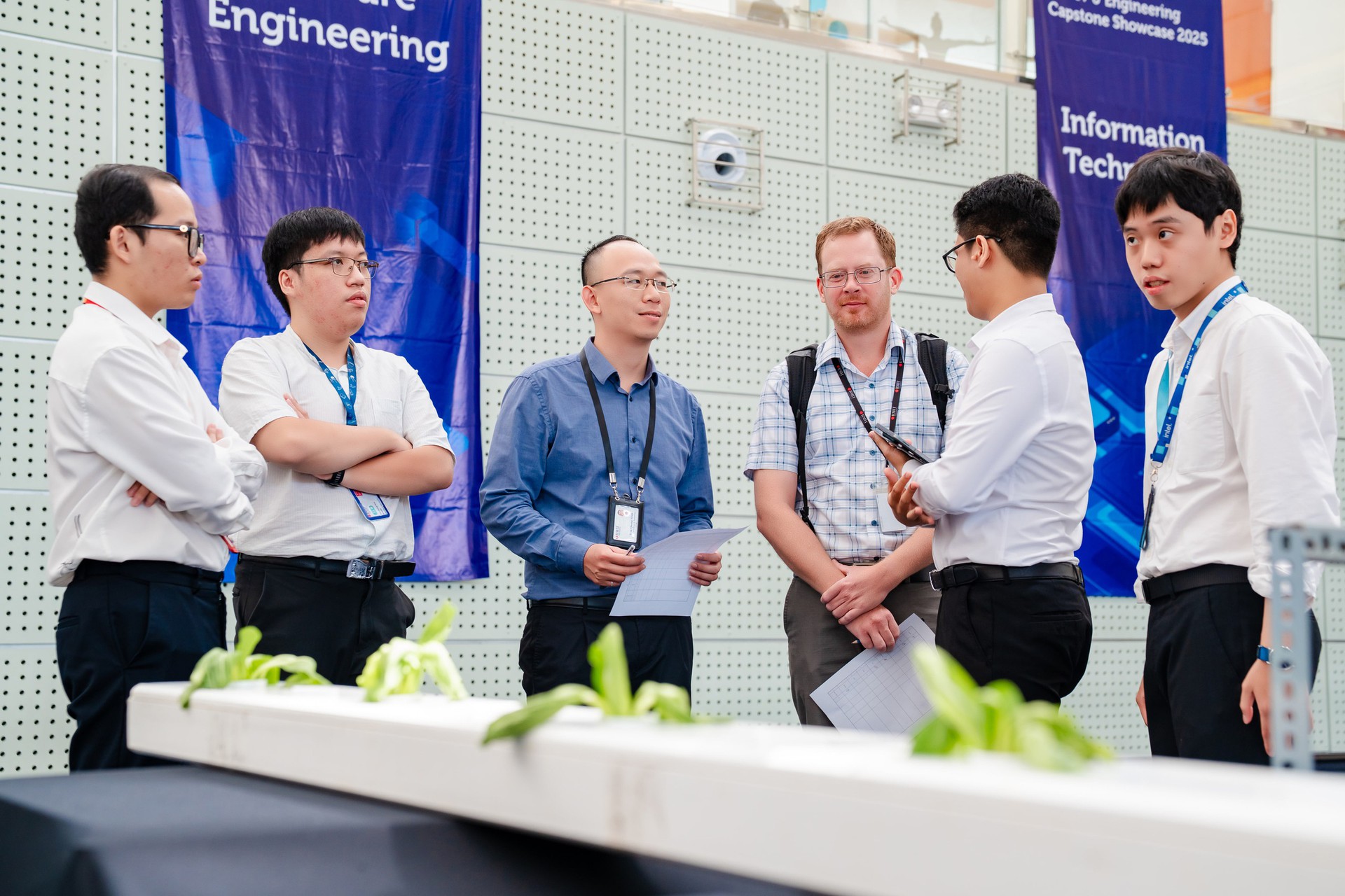 Triển l&atilde;m đồ &aacute;n tốt nghiệp lớn kỷ lục của trường ĐH RMIT Việt Nam c&oacute; g&igrave;?  - Ảnh 2.