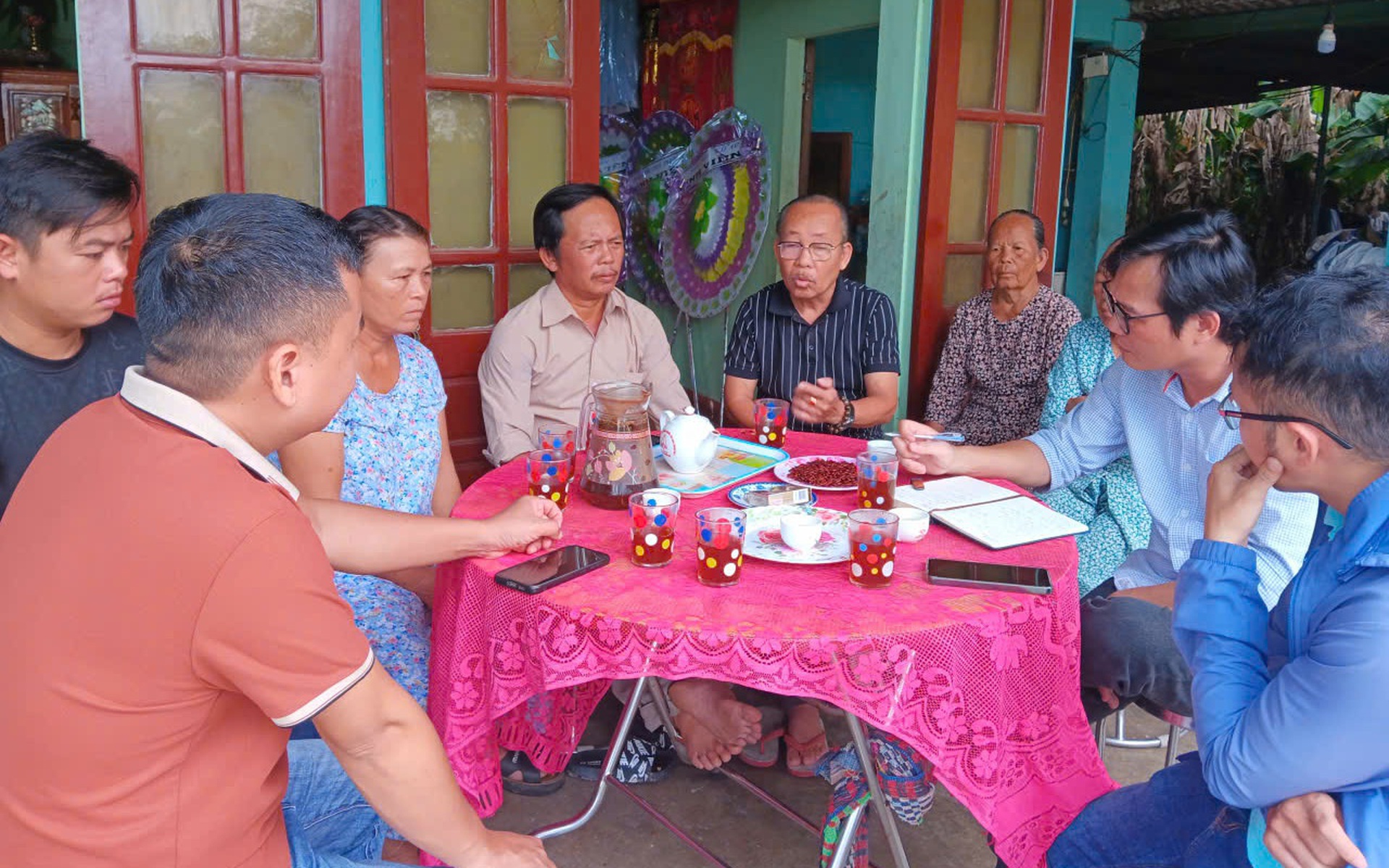 C&aacute;i chết của Người đ&agrave;n &ocirc;ng ở Đ&agrave; Nẵng chưa x&aacute;c định nguy&ecirc;n nh&acirc;n do ti&ecirc;m thuốc - Ảnh 6.