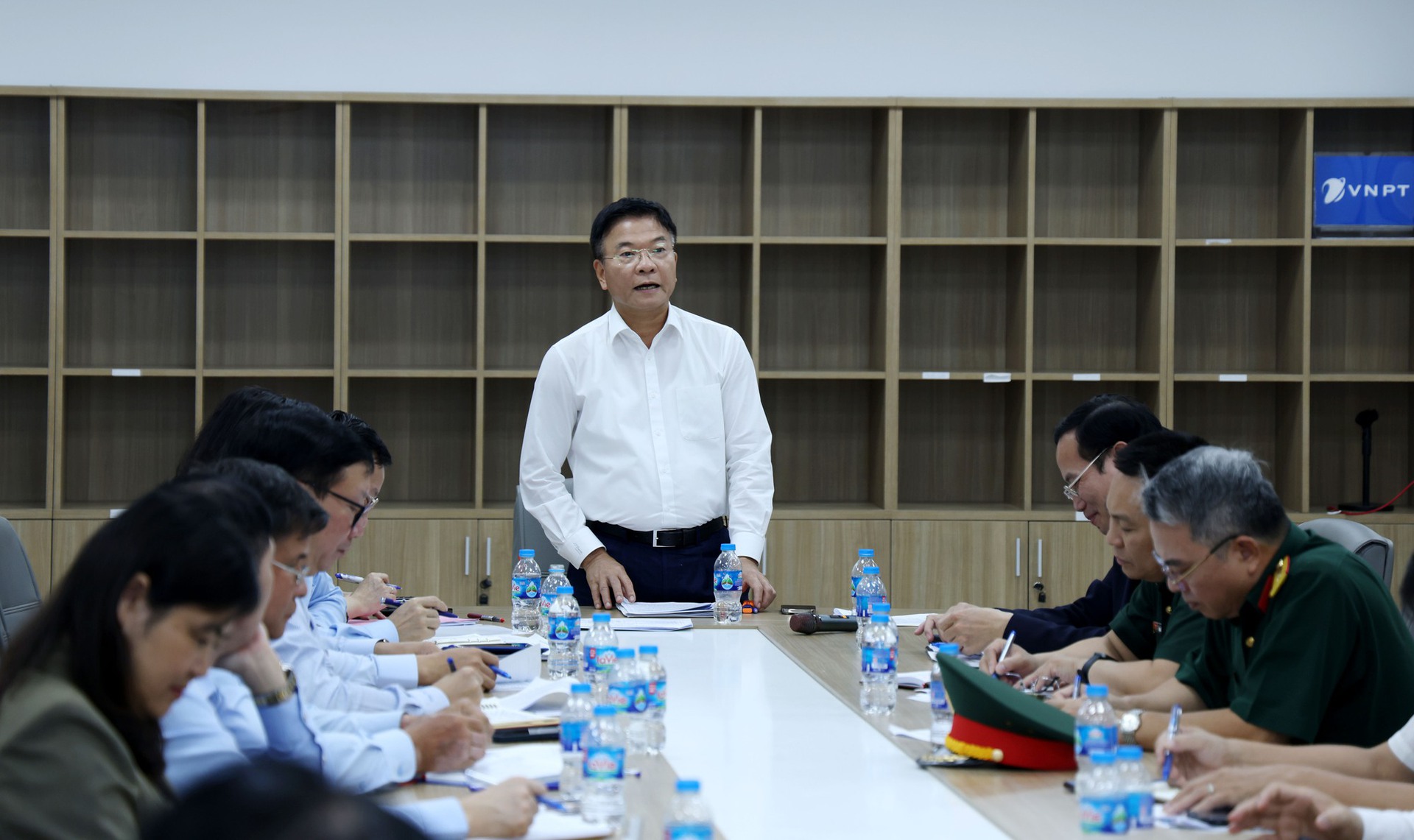 Ph&oacute; Thủ tướng L&ecirc; Th&agrave;nh Long th&uacute;c đẩy tiến độ dự &aacute;n Bệnh viện tại Ninh B&igrave;nh - Ảnh 3.