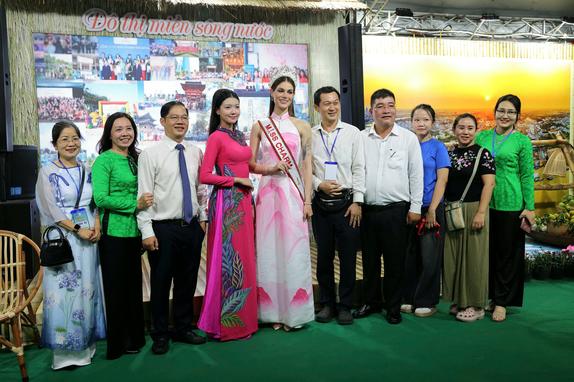 Đặc sắc chương tr&igrave;nh khai mạc Lễ hội Văn h&oacute;a S&ocirc;ng nước Cần Thơ - Ảnh 15.