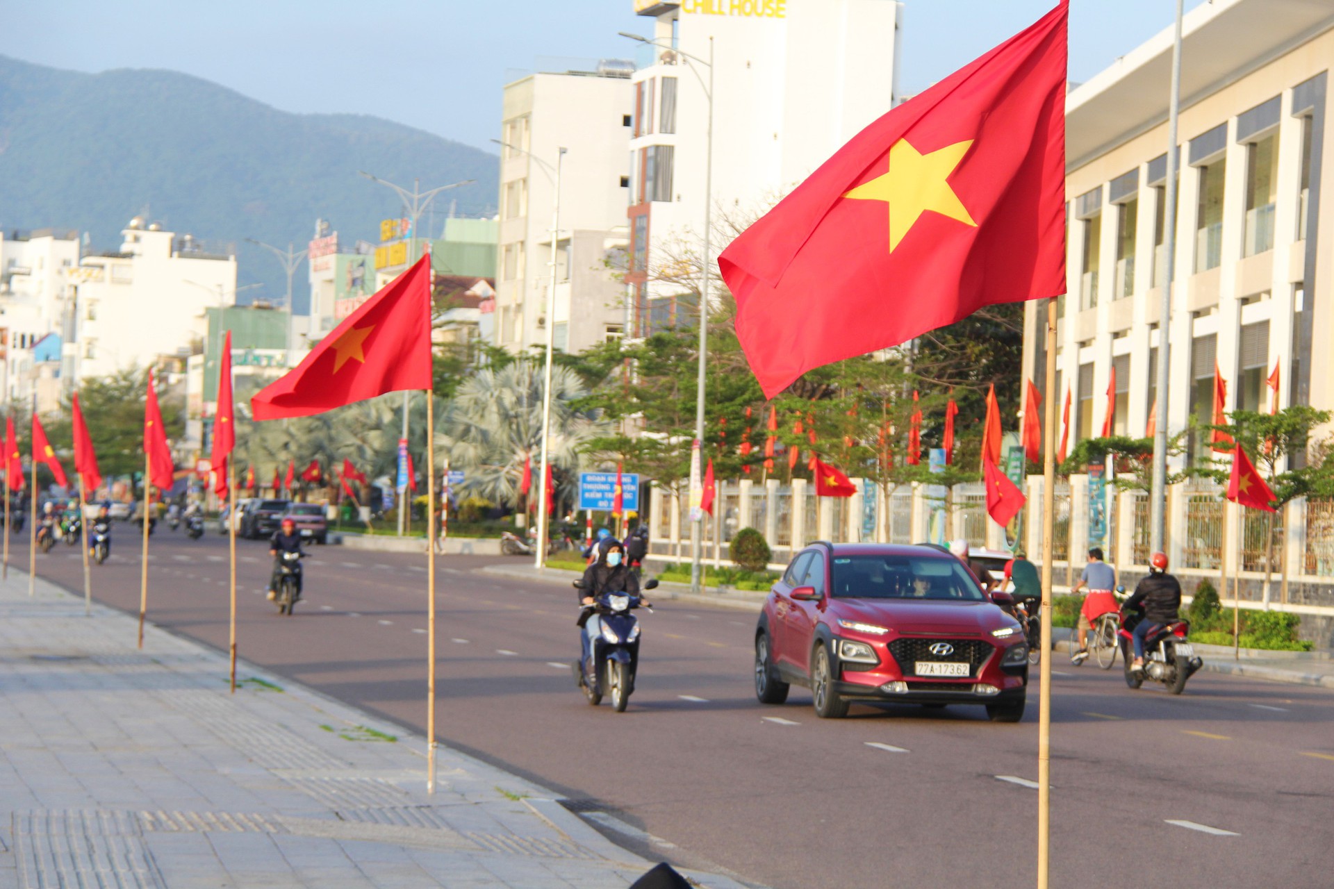 Kh&aacute;nh th&agrave;nh &ldquo;Đường cờ Tổ quốc&rdquo; tuyến đường ven biển nội th&agrave;nh đẹp nhất B&igrave;nh Định- Ảnh 12.