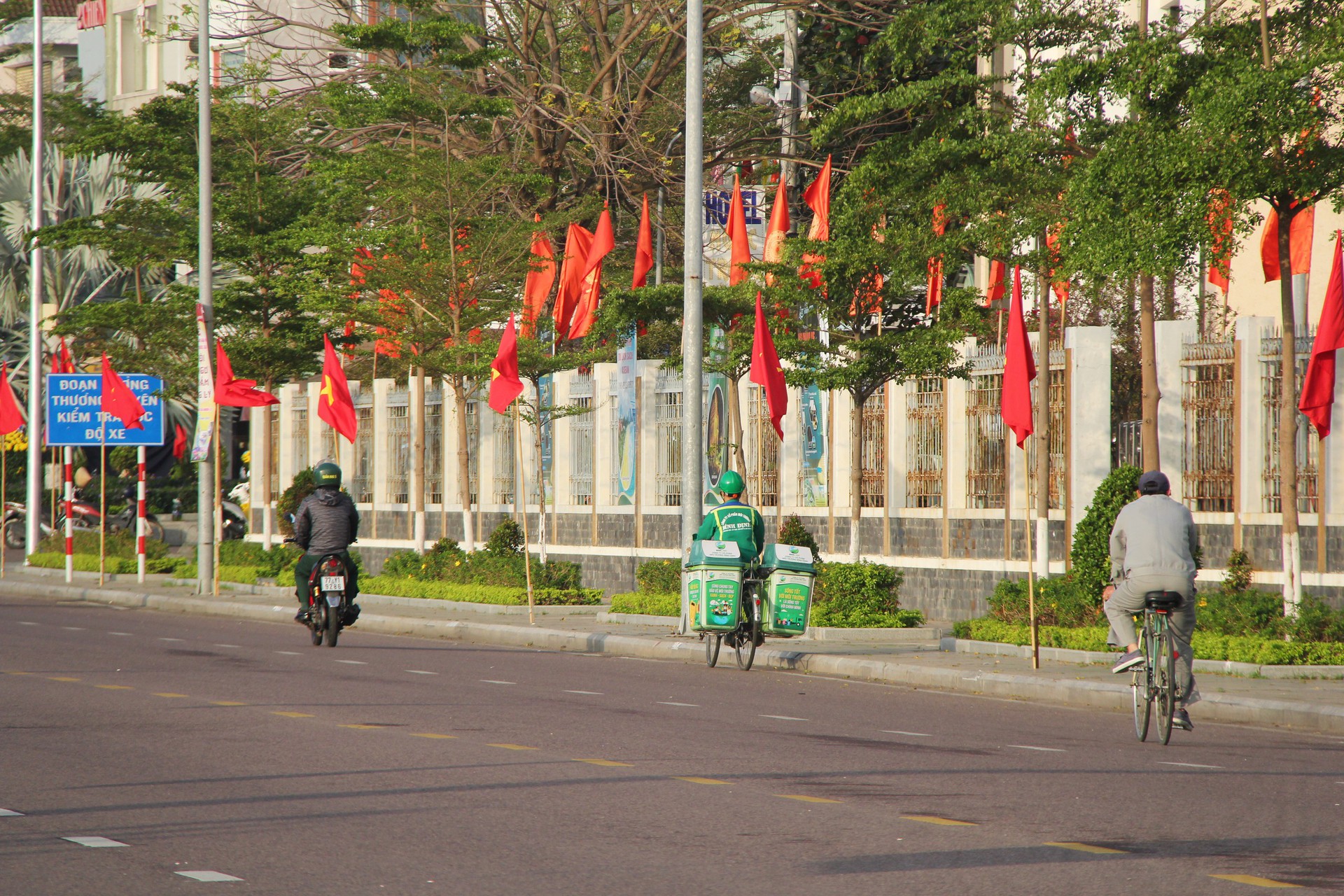 Kh&aacute;nh th&agrave;nh &ldquo;Đường cờ Tổ quốc&rdquo; tuyến đường ven biển nội th&agrave;nh đẹp nhất B&igrave;nh Định- Ảnh 15.