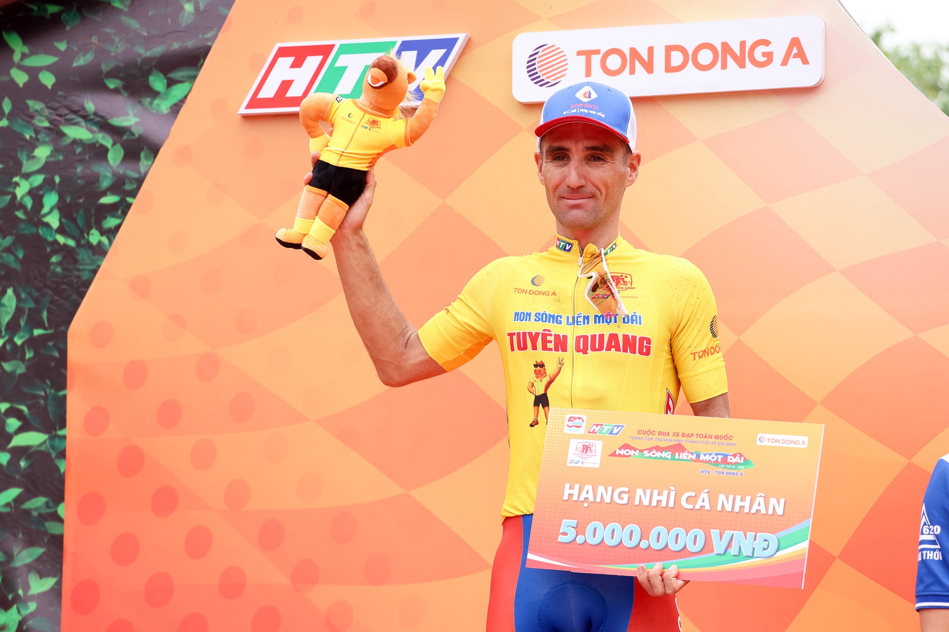 Nick Kergozou đoạt &aacute;o xanh, so&aacute;n ng&ocirc;i Loic Desriac chặng 3 "C&uacute;p truyền h&igrave;nh HTV-T&ocirc;n Đ&ocirc;ng &Aacute; 2025"- Ảnh 10.