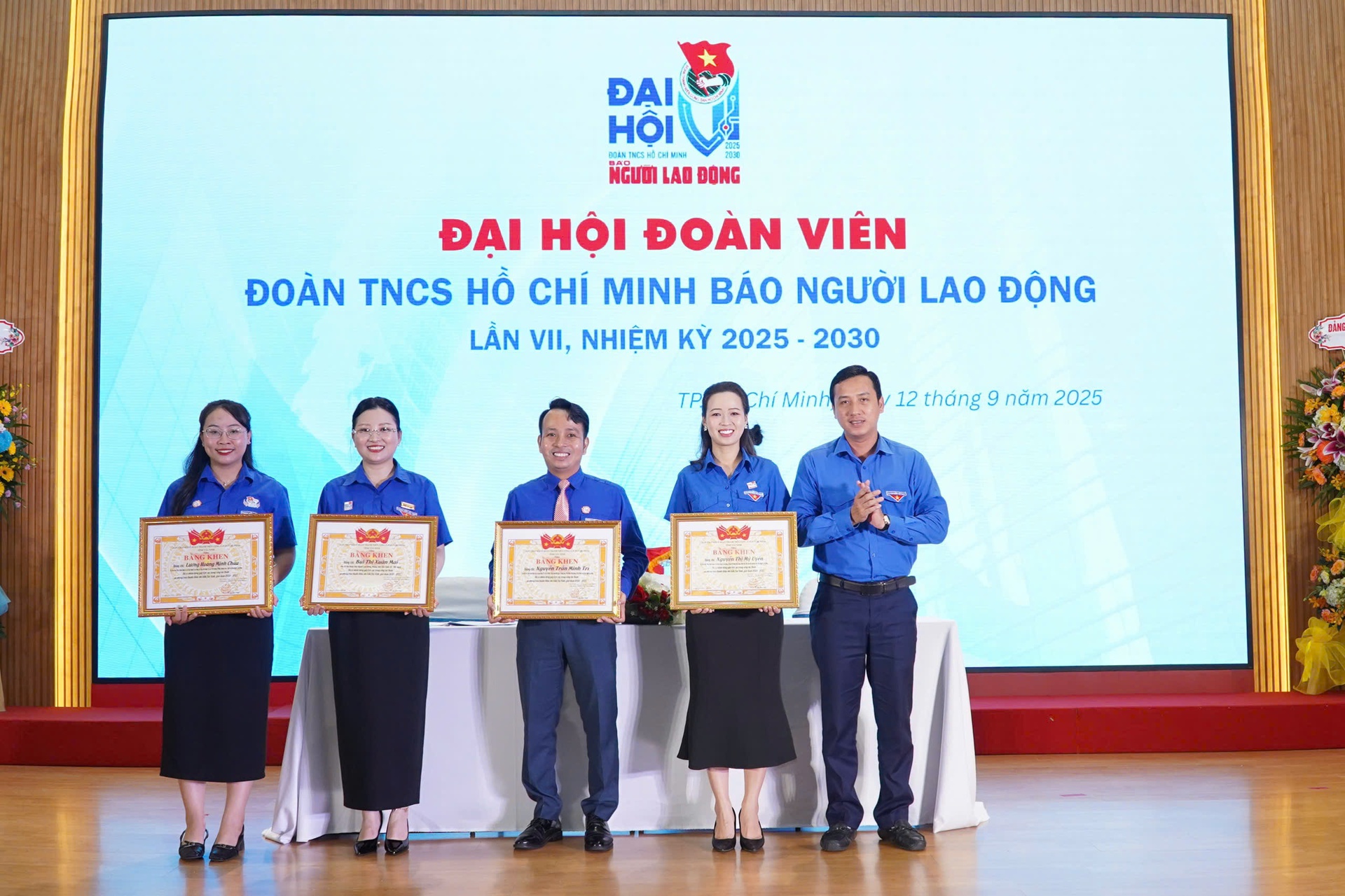 Đại hội Đo&agrave;n thanh ni&ecirc;n B&aacute;o Người Lao Động lần VII Kh&aacute;t vọng tuổi trẻ s&aacute;ng tạo - Ảnh 9.