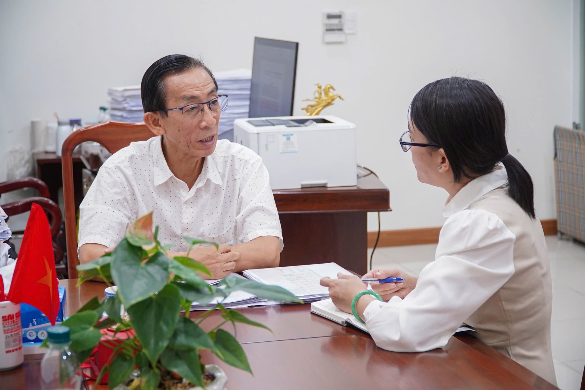 Kh&aacute;t vọng vươn xa - Ảnh 1.