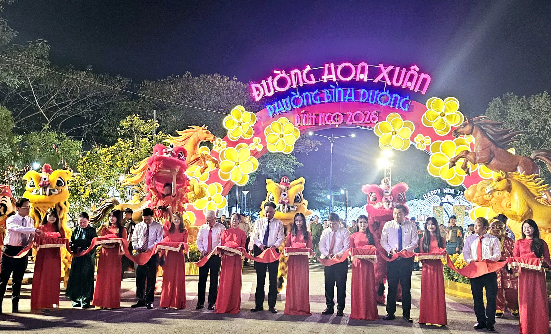 Lễ hội đường hoa , đường s&aacute;ch Tết B&iacute;nh Ngọ 2026: H&ograve;a nhịp văn h&oacute;a ch&iacute;nh trị tại B&igrave;nh Dương - Ảnh 1.