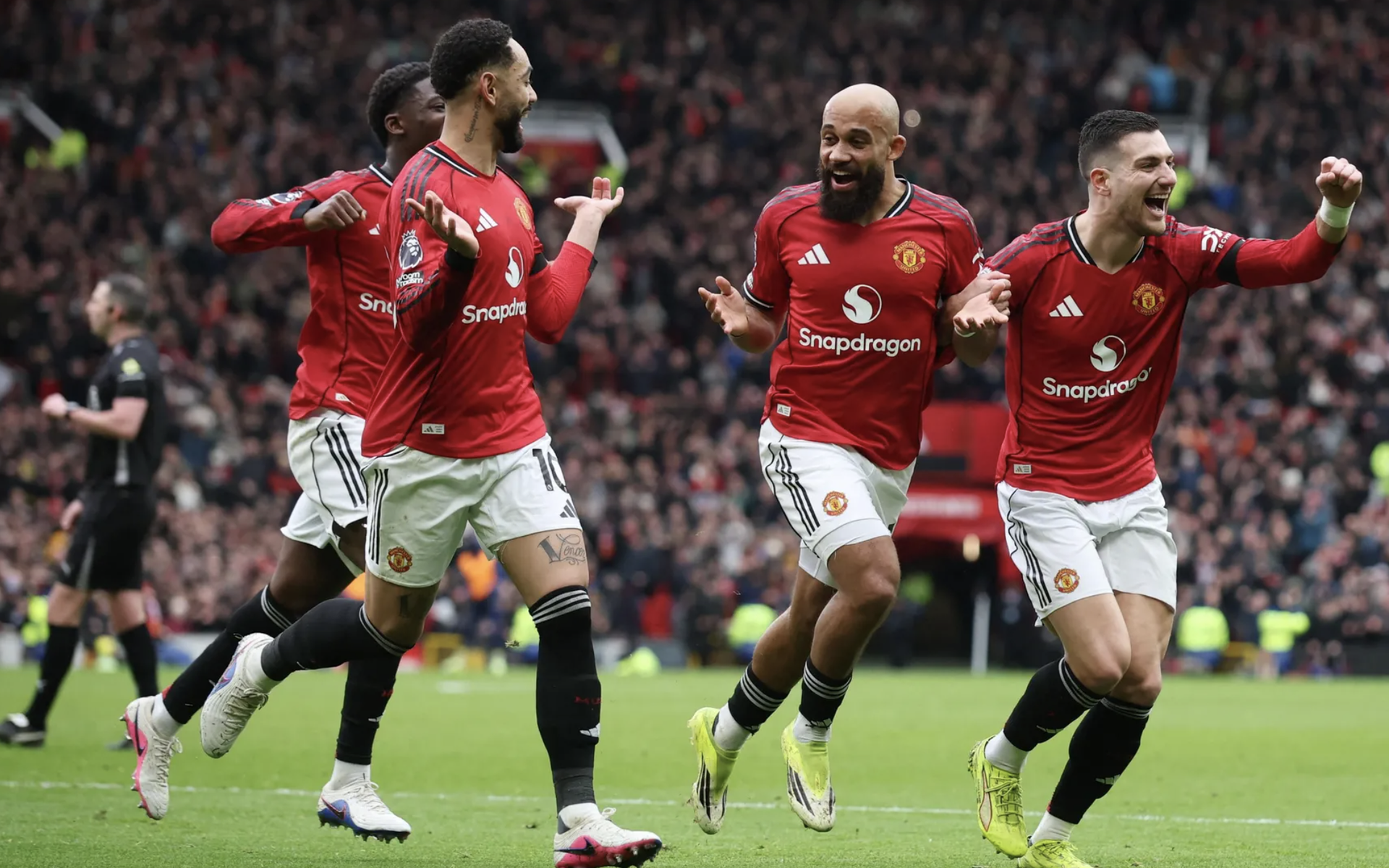 Tottenham &ldquo;đốt tiền&rdquo; v&igrave; &ldquo;trảm&rdquo; HLV Thomas Frank - Ảnh 2.