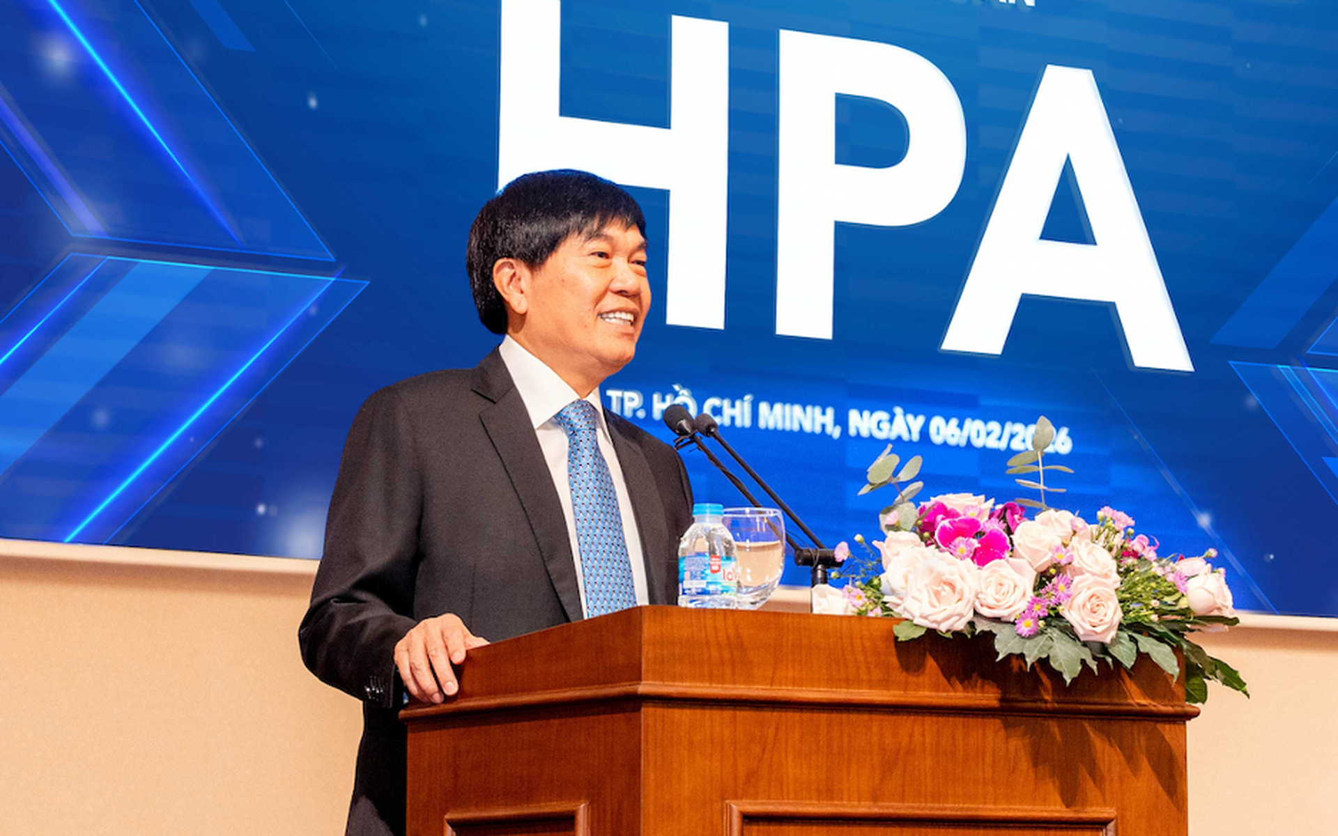 Gi&aacute; vật liệu x&acirc;y dựng tăng mạnh năm 2026 khiến nh&agrave; thầu lo lắng - Ảnh 1.