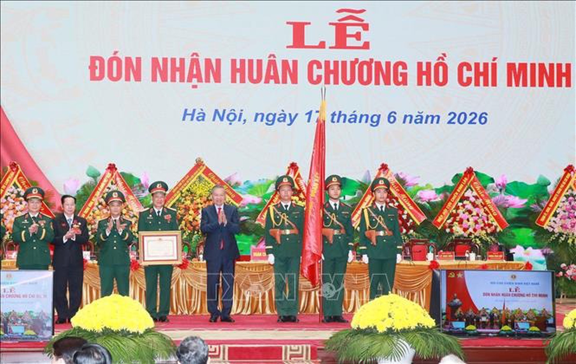 Tổng B&iacute; thư, Chủ tịch nước: Tiếp tục x&acirc;y dựng Hội Cựu chiến binh Việt Nam vững mạnh to&agrave;n diện - Ảnh 3.