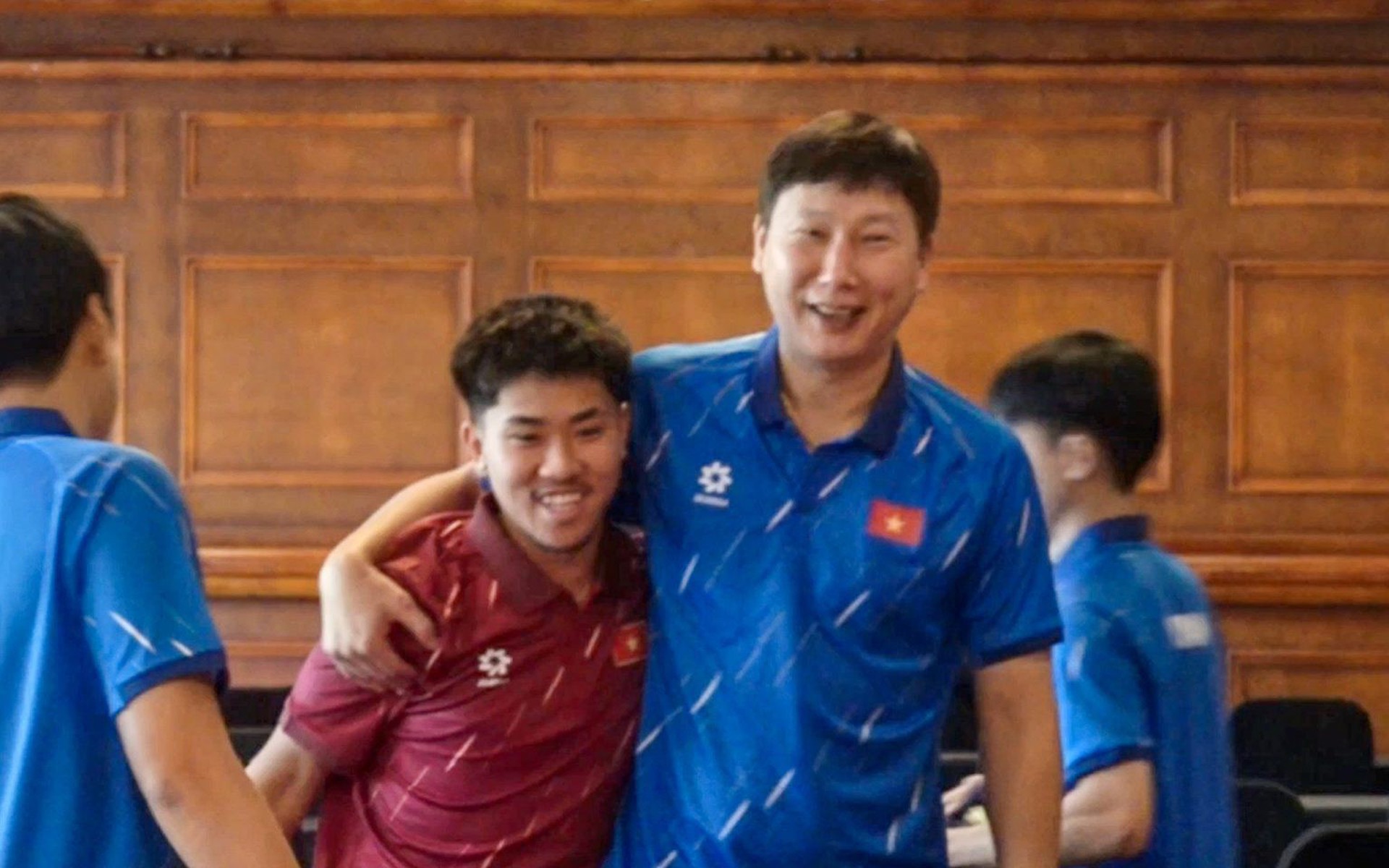 Đoàn Văn Hậu: 