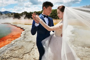 Mỹ nh&acirc;n Lưu Thi Thi đẹp lung linh tr&ecirc;n phố H&agrave; Nội - Ảnh 14.