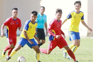 B&oacute;ng đ&aacute; trẻ Việt Nam - R&egrave;n từ trong trứng - Ảnh 2.