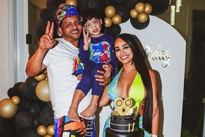 Máy bay rơi, ca nhạc sĩ từng thắng Grammy tử nạn- Ảnh 2.